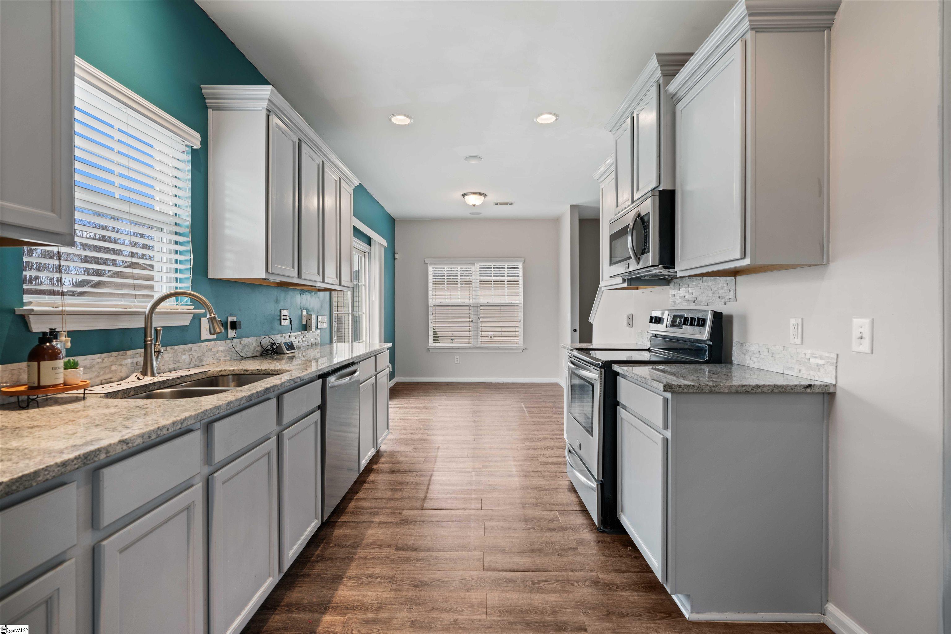 11 Heatherfield Drive Simpsonville, SC 29680