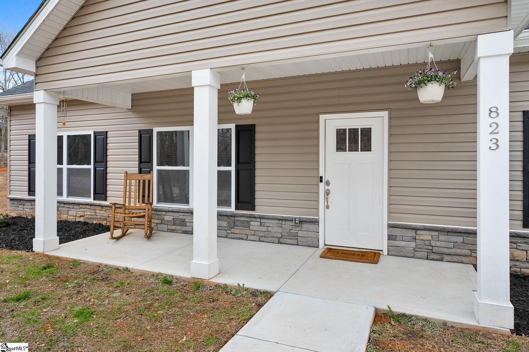 Homes for sale in Anderson, SC | 823 Pritchards Dr, Anderson, SC 29625 | MLS# 1583754