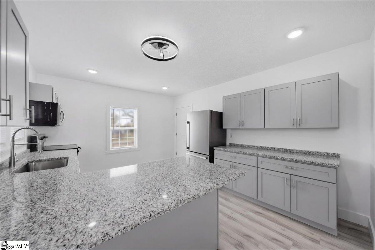 208B Collins Avenue, Spartanburg, SC, 29306