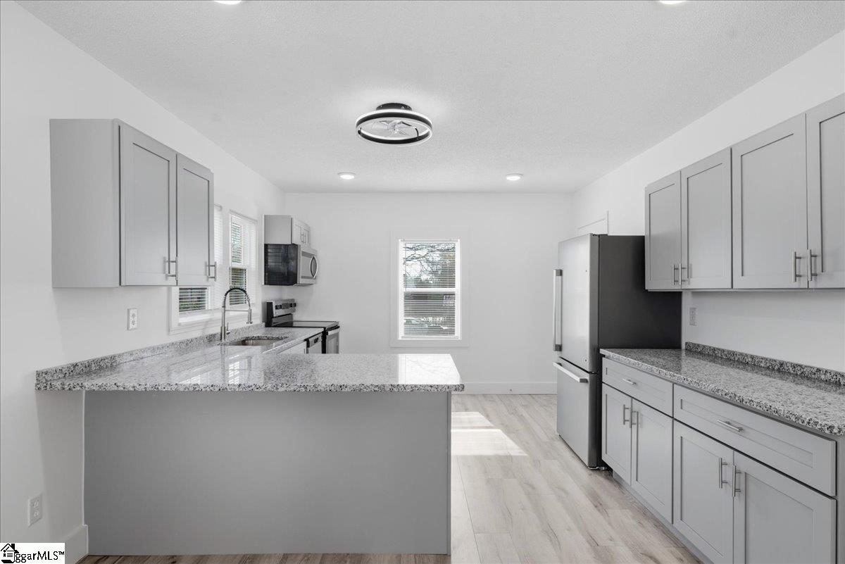 208B Collins Avenue, Spartanburg, SC, 29306