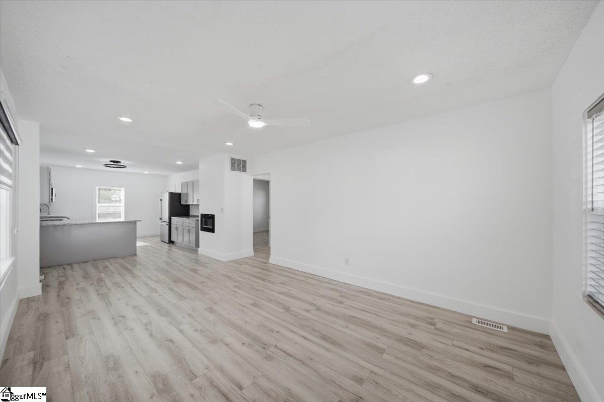 208B Collins Avenue, Spartanburg, SC, 29306