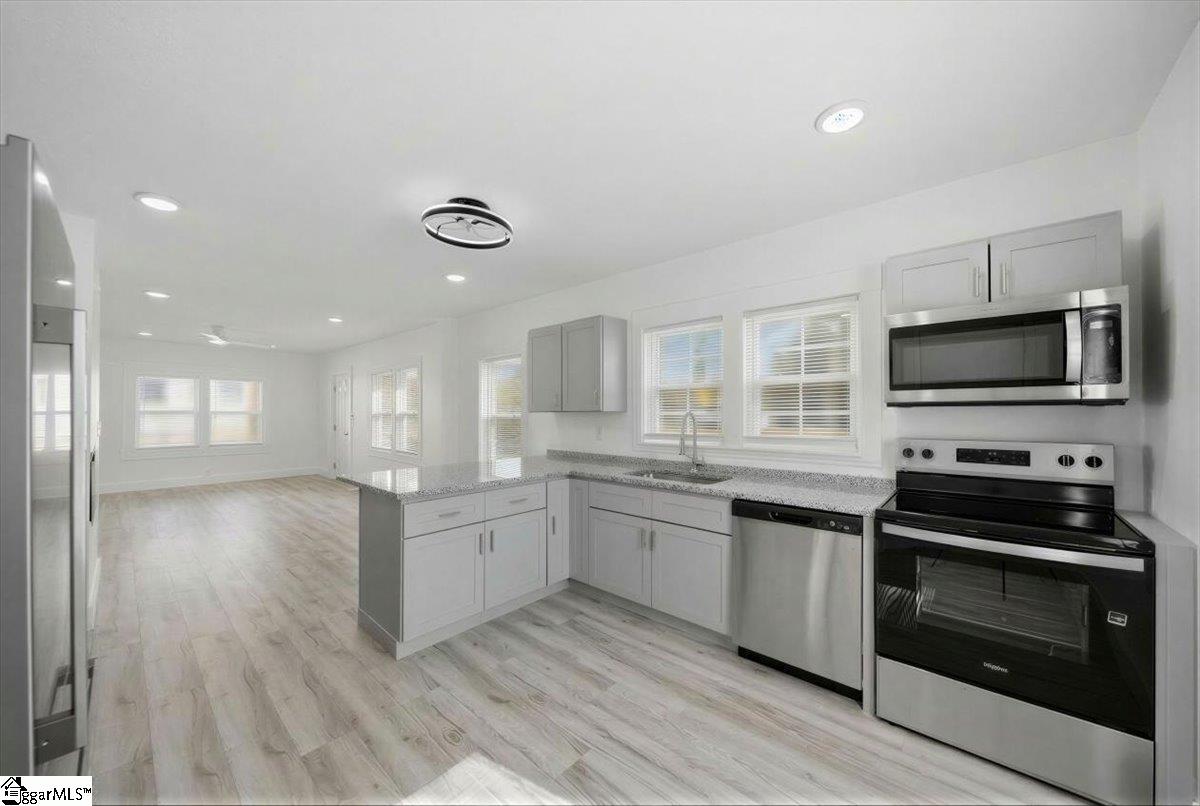 208B Collins Avenue, Spartanburg, SC, 29306