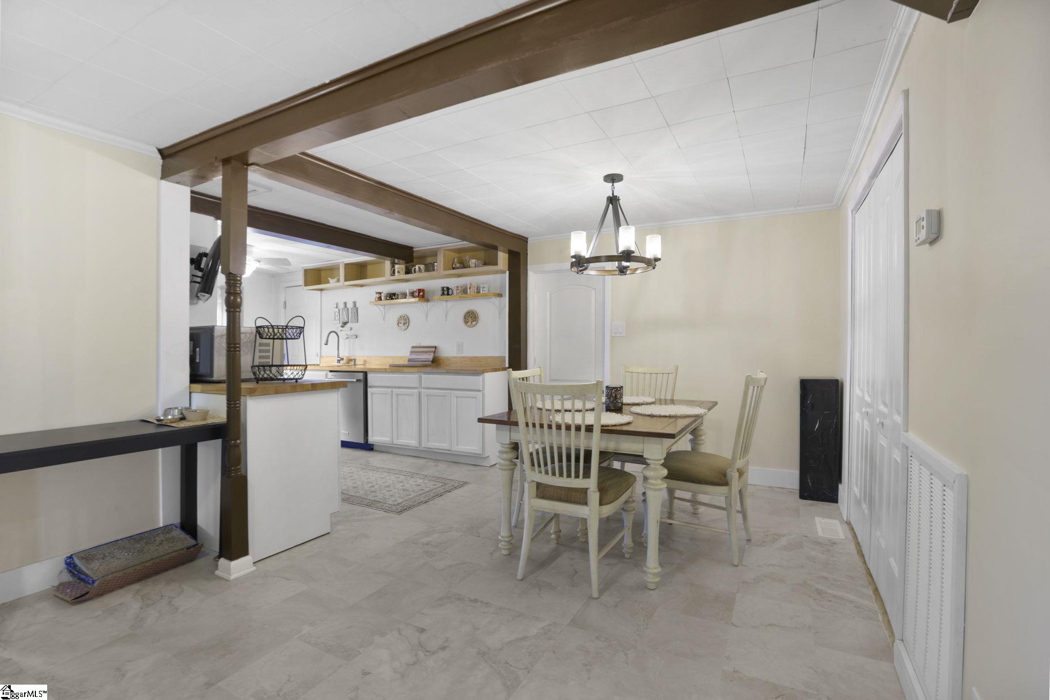 303 Horse Creek Road Chesnee, SC 29323