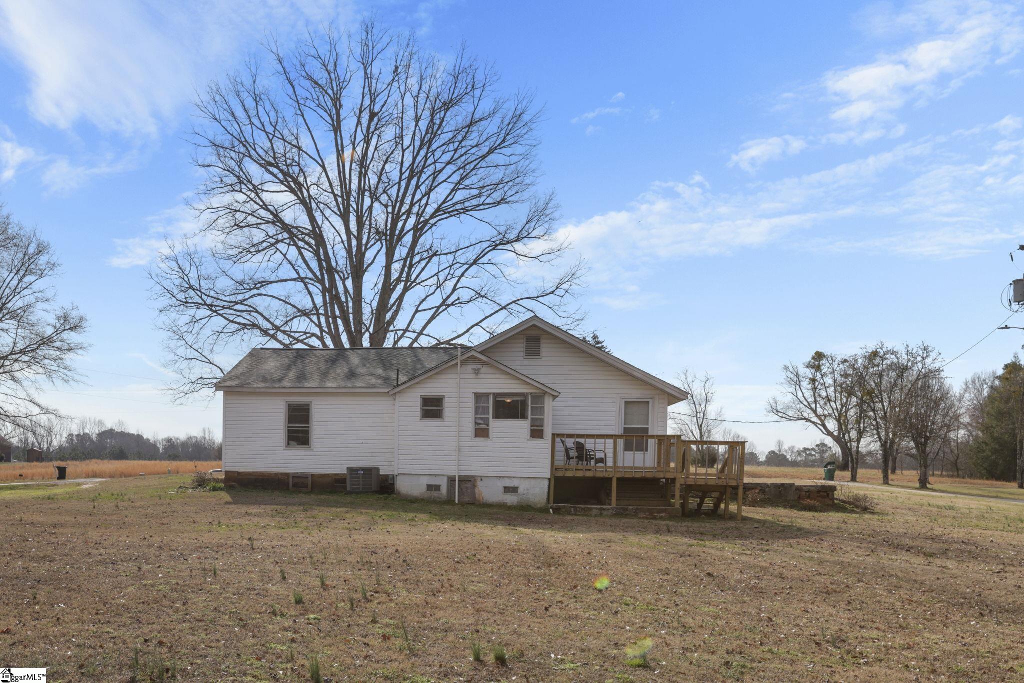 303 Horse Creek Road Chesnee, SC 29323