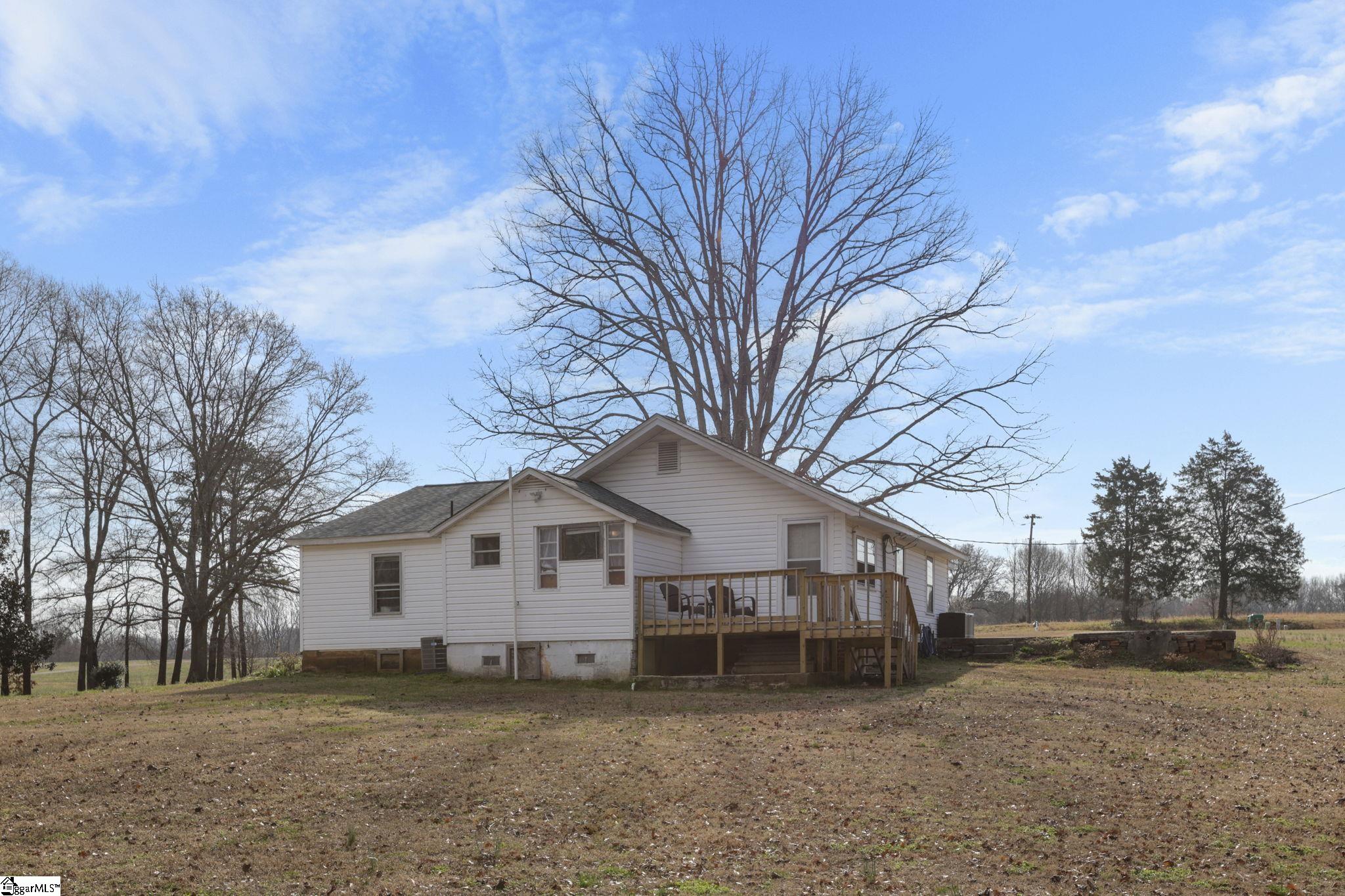 303 Horse Creek Road Chesnee, SC 29323