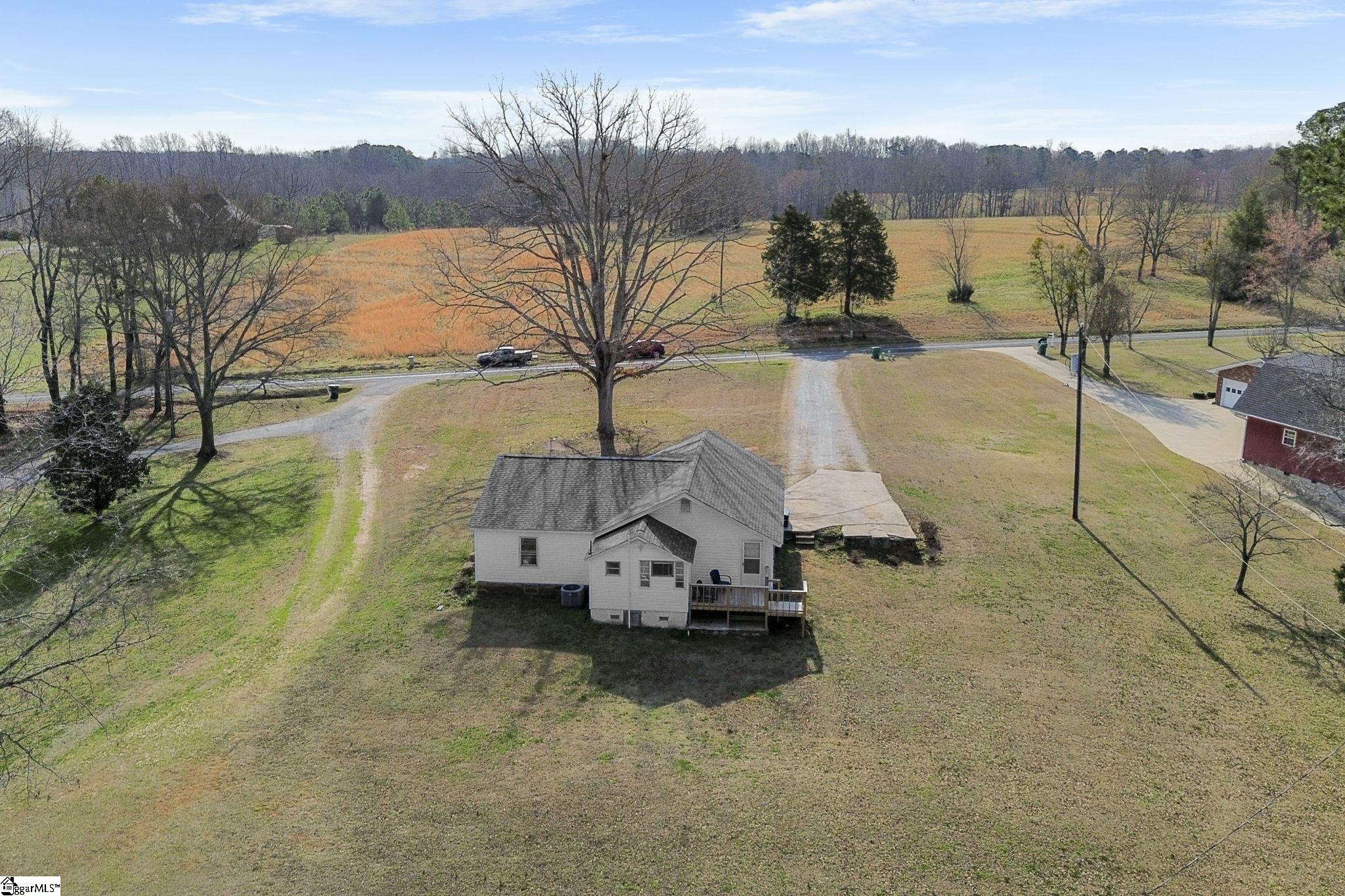 303 Horse Creek Road Chesnee, SC 29323