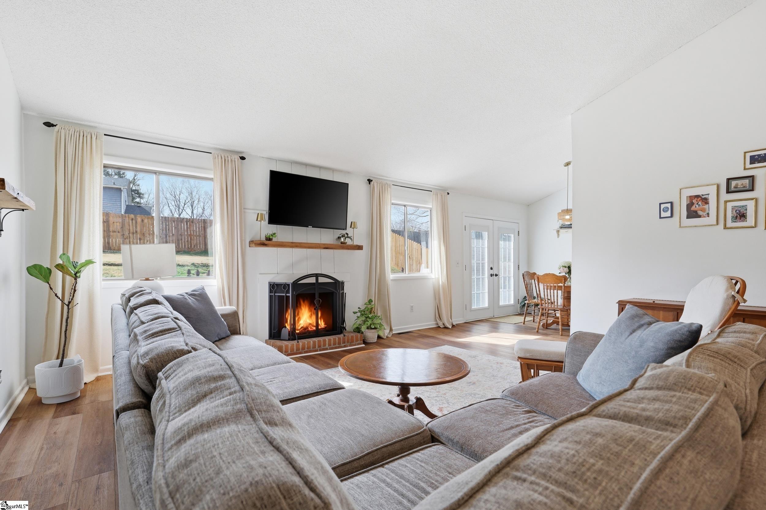 1004 Pine Oak Way, Taylors, SC, 29687