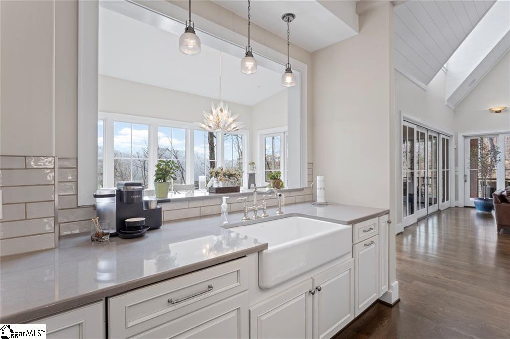 225 Saranac Drive Sunset, SC 29685