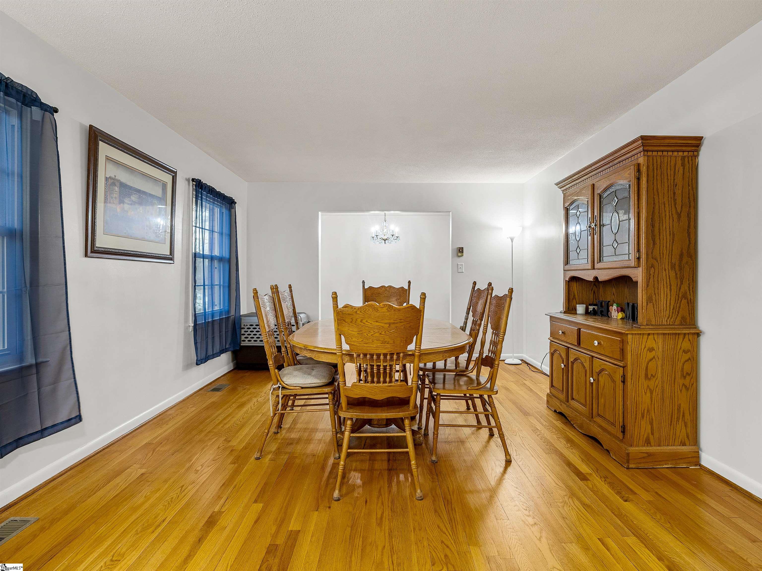 110 Ridgeway Road, Spartanburg, SC, 29301