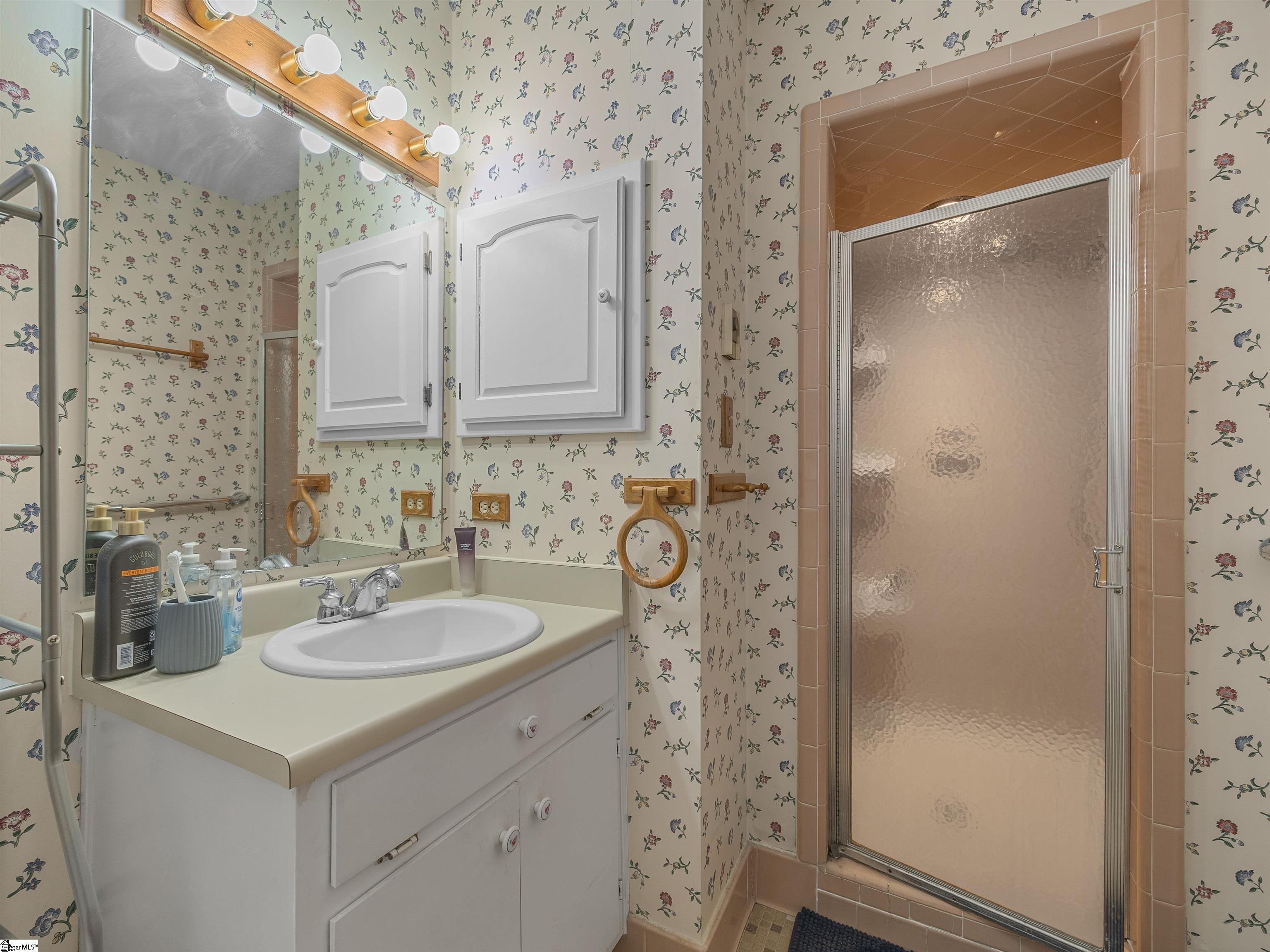 110 Ridgeway Road, Spartanburg, SC, 29301