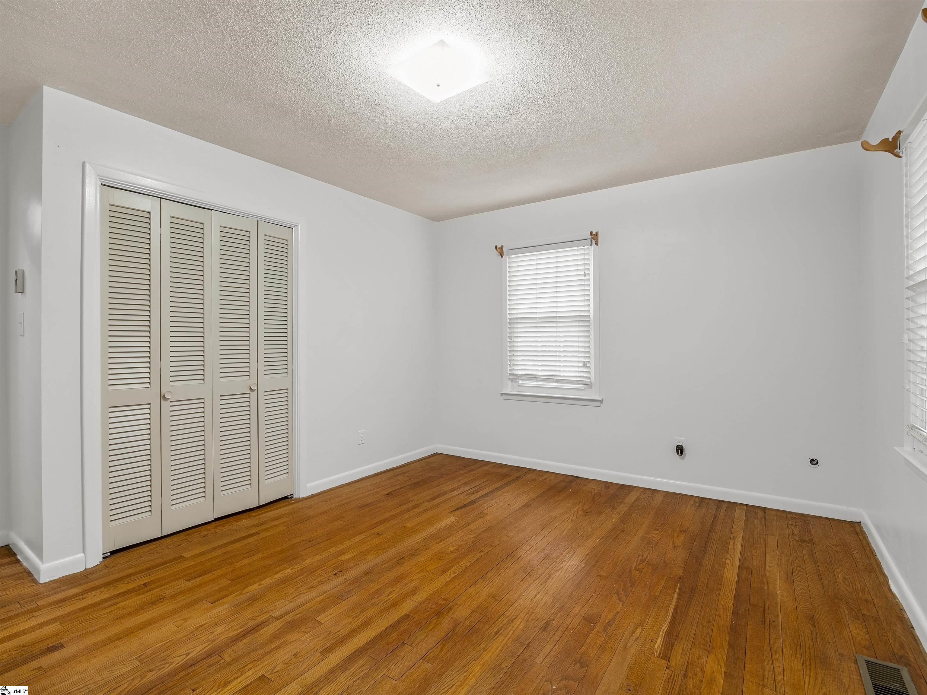 110 Ridgeway Road, Spartanburg, SC, 29301