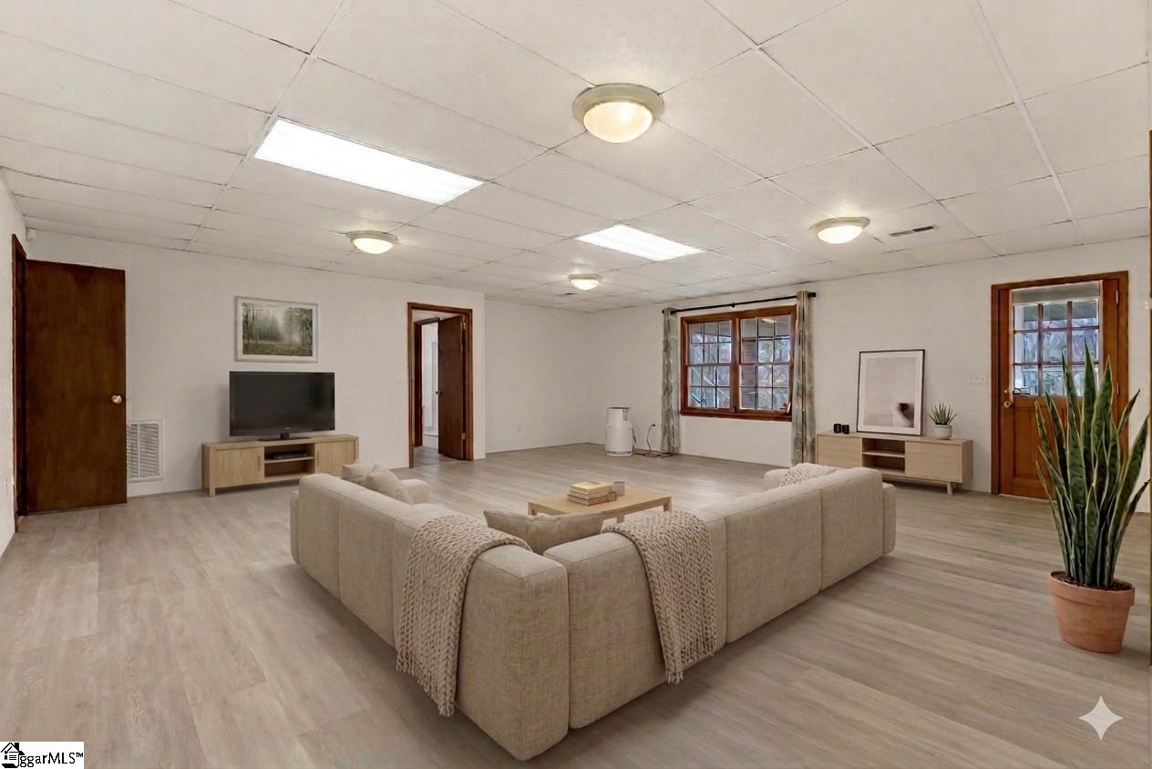 223 Covington Road, Greenville, SC, 29617-2007