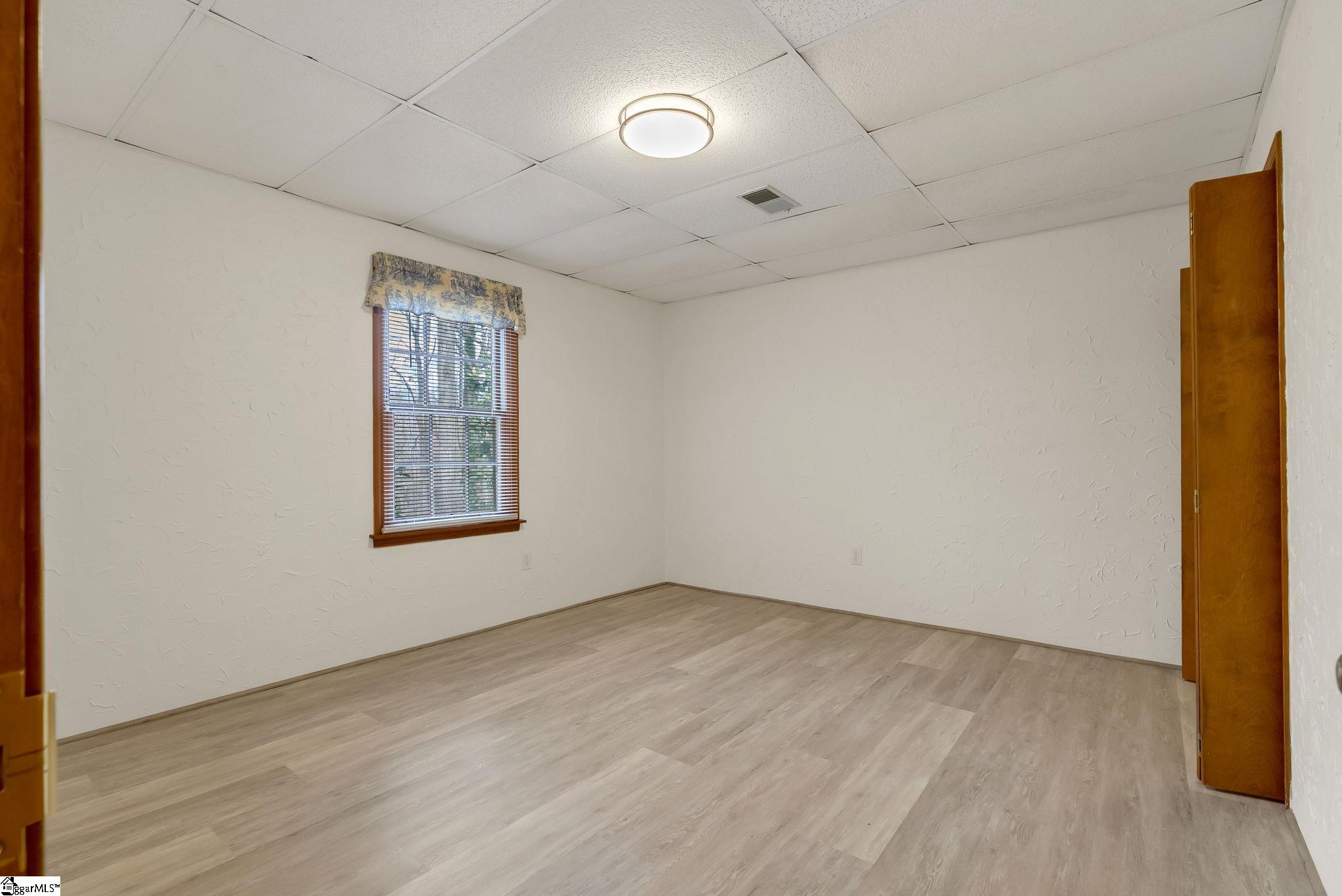 223 Covington Road, Greenville, SC, 29617-2007