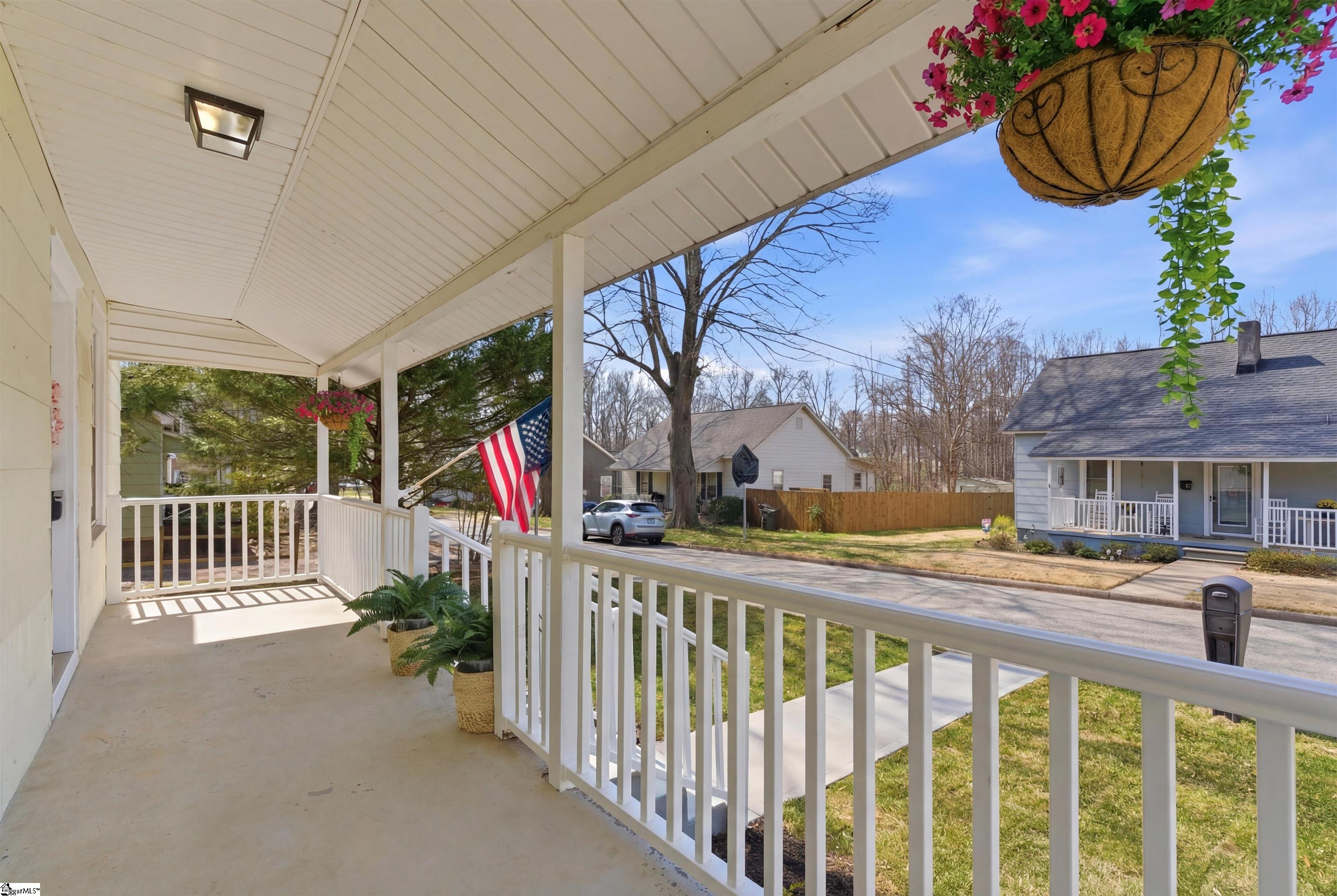 Homes for sale in Greer, SC | 10 Bobo St, Greer, SC 29650 | MLS# 1584008