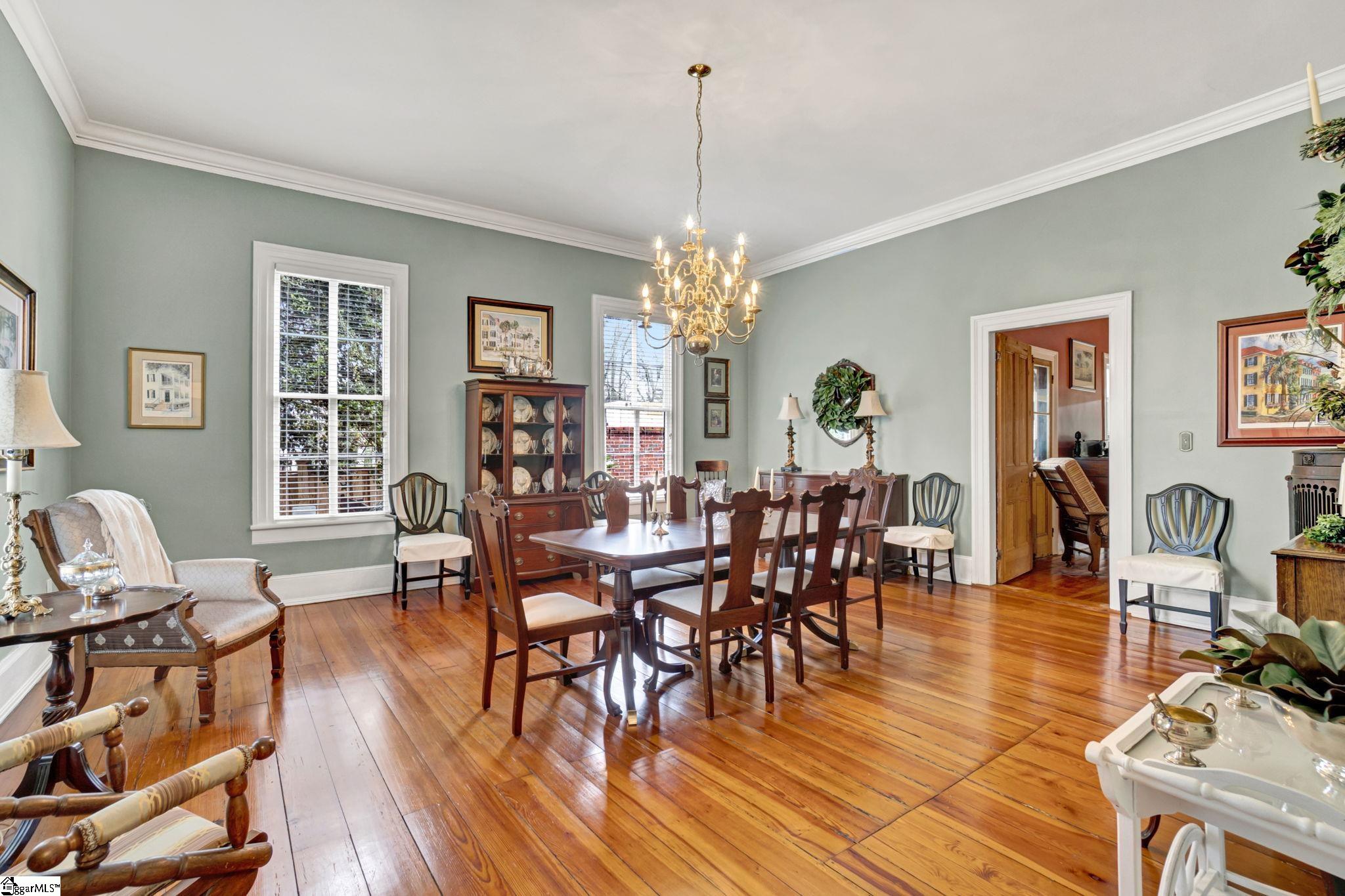 522 Cleveland Street Greenville, SC 29601