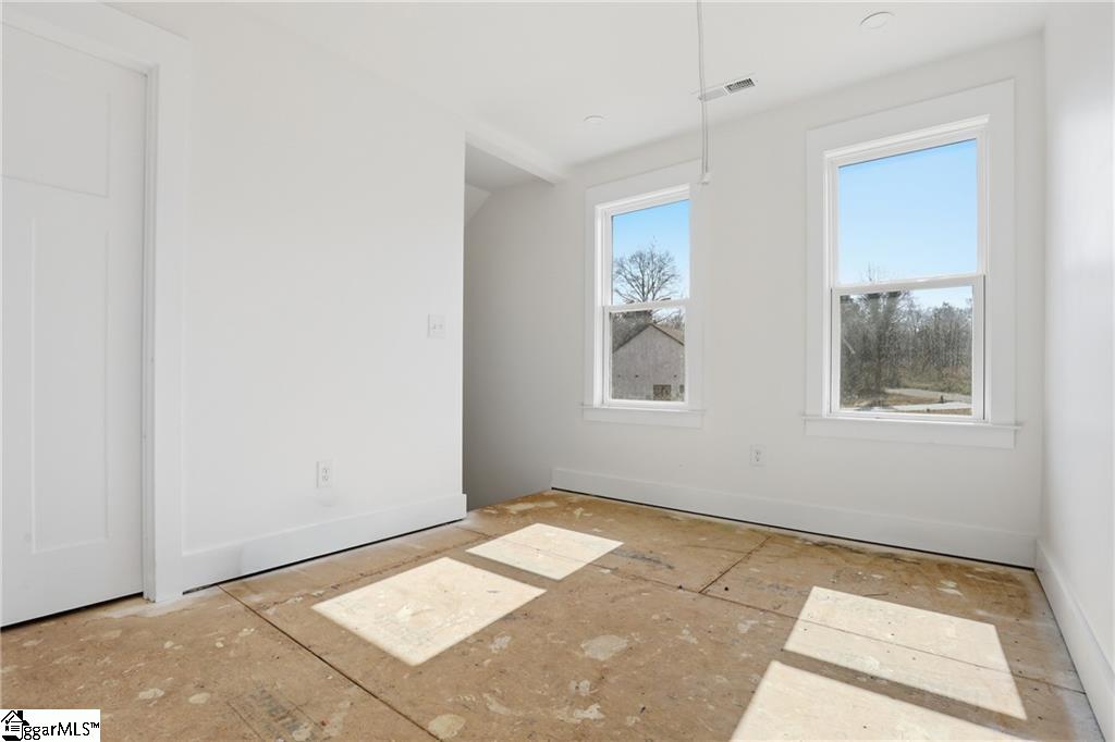 356 Thompson Street photo 7