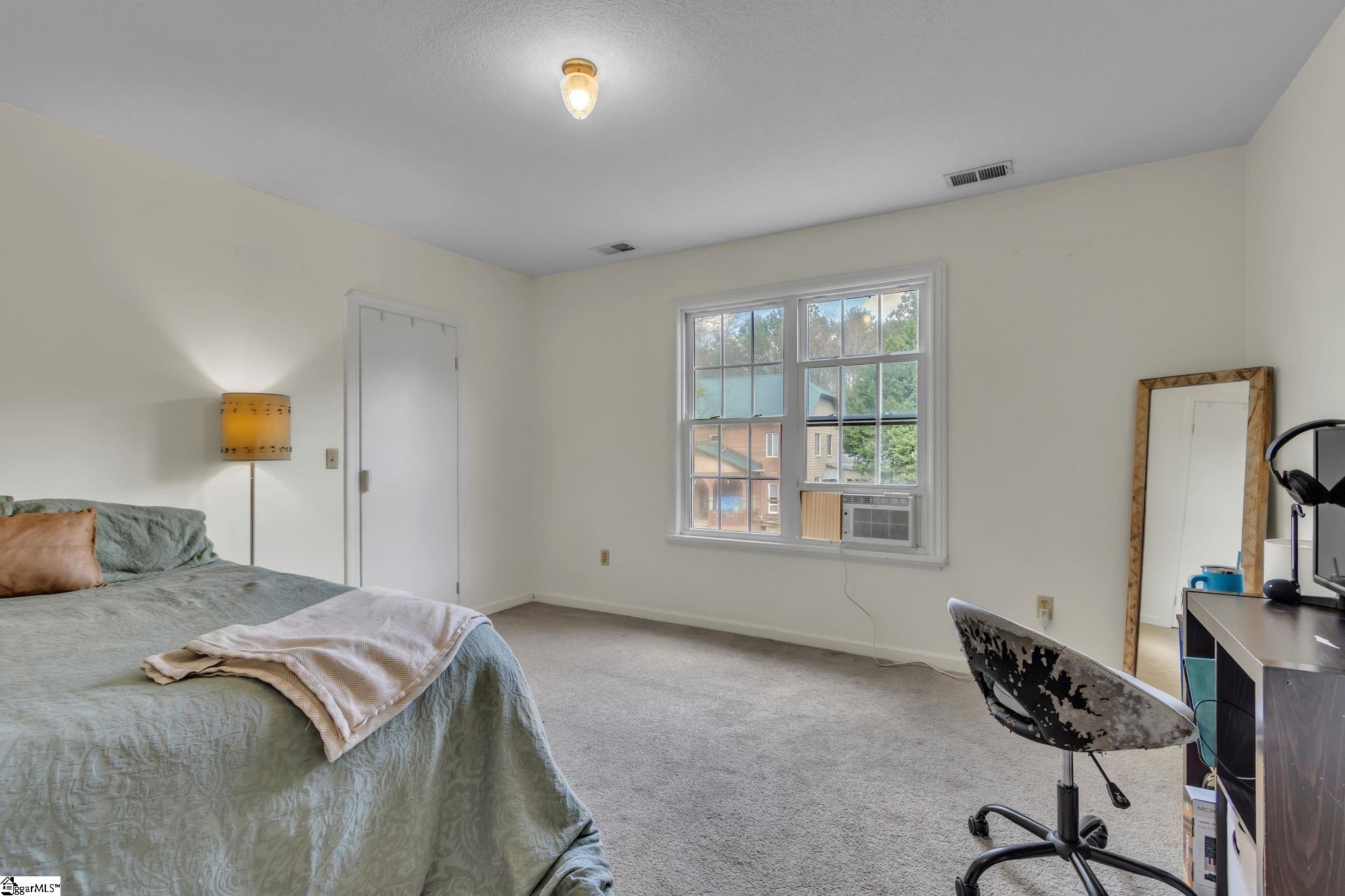 318 Saranac Drive photo 13