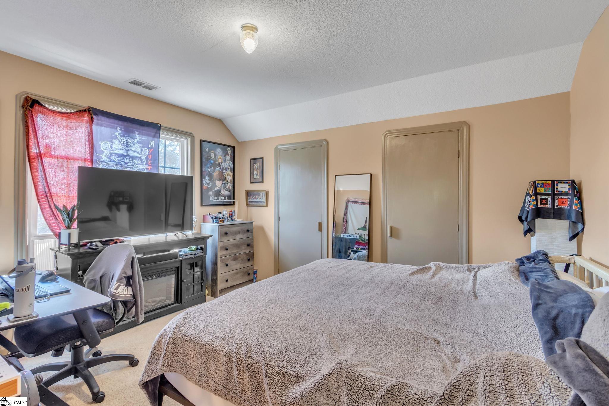 318 Saranac Drive photo 17