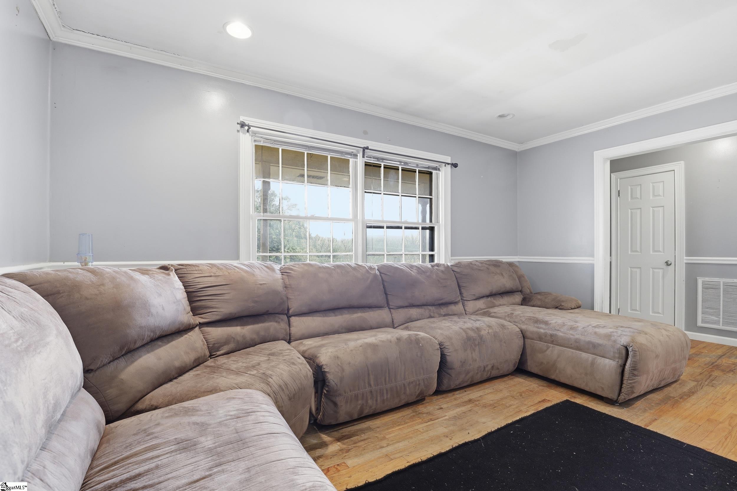632 Old Augusta Road Greenville, SC 29605