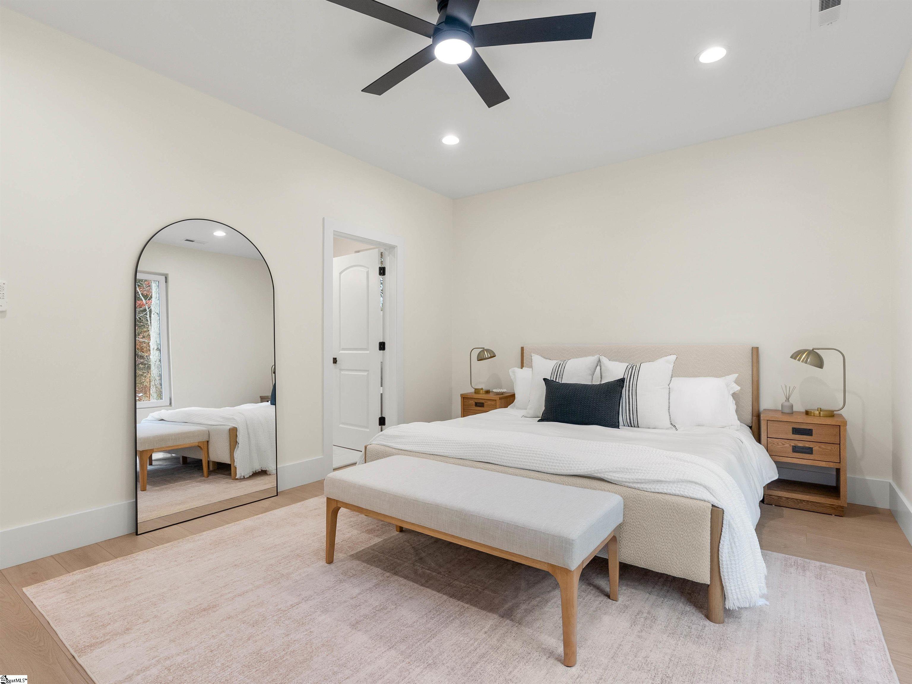 1026 Blumefield Road photo 11
