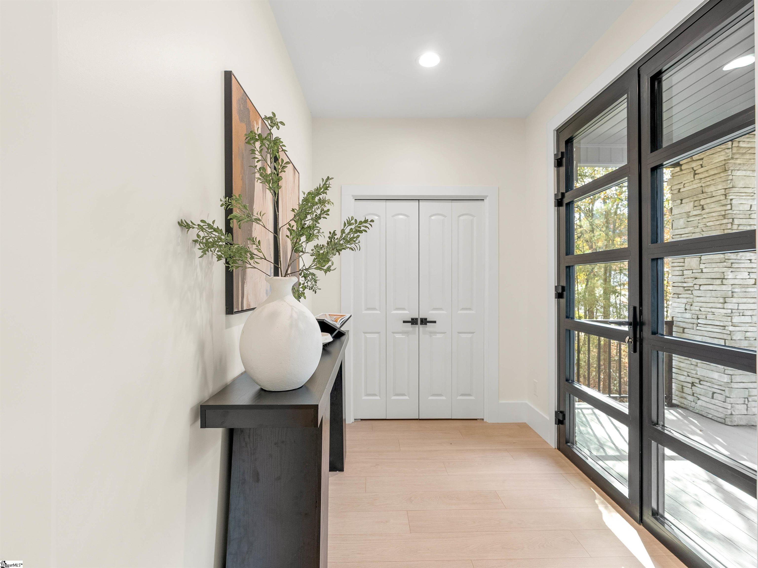 1026 Blumefield Road photo 7
