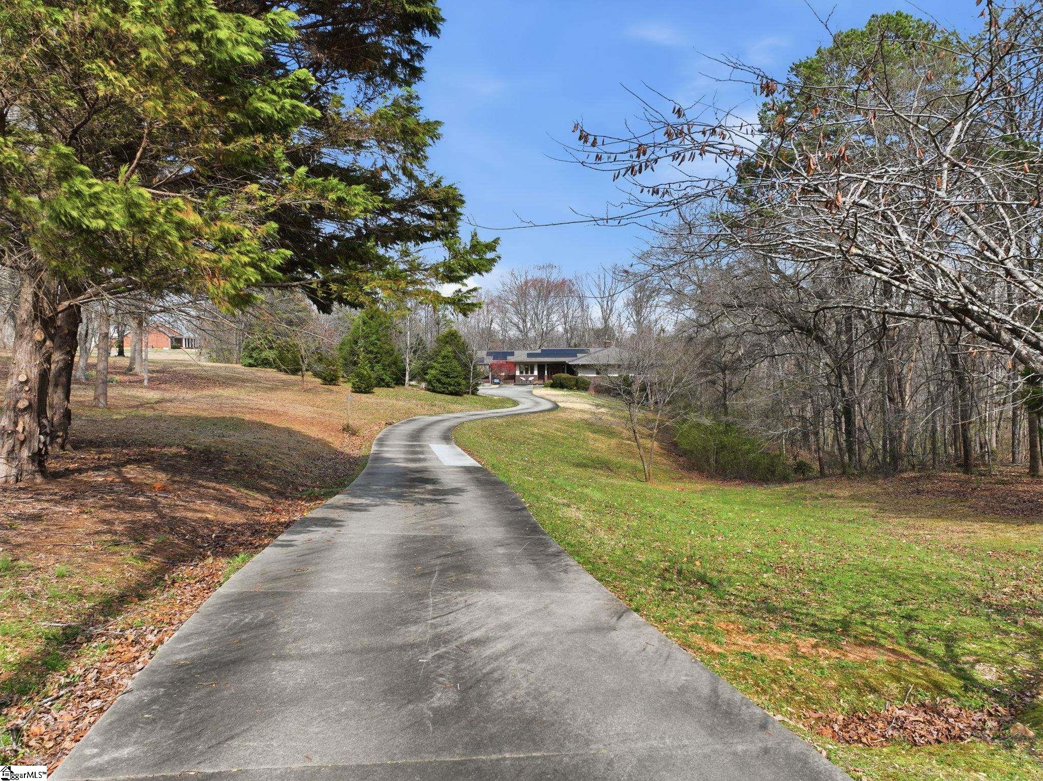 129 Tyler Lane West Union, SC 29696