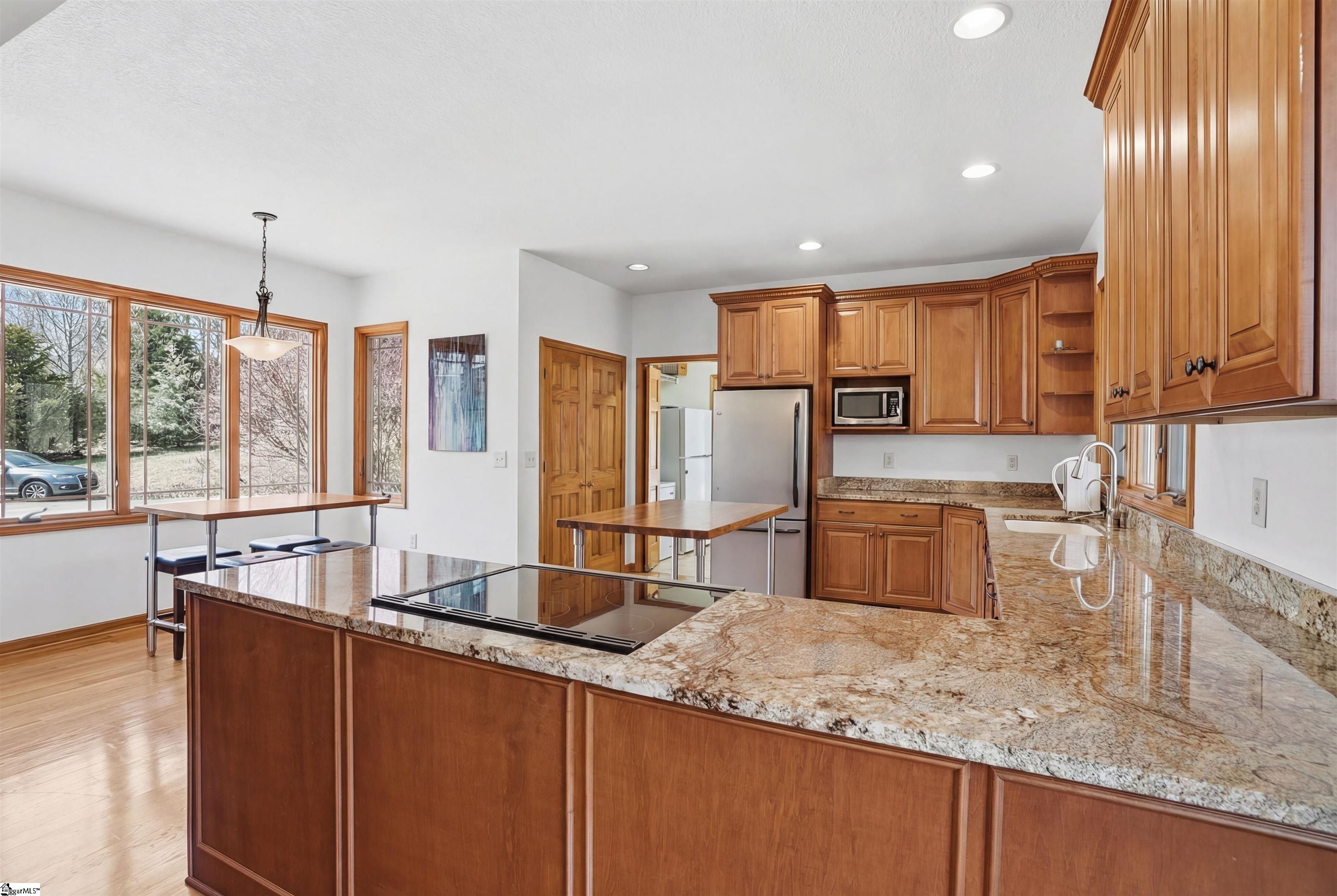 129 Tyler Lane West Union, SC 29696
