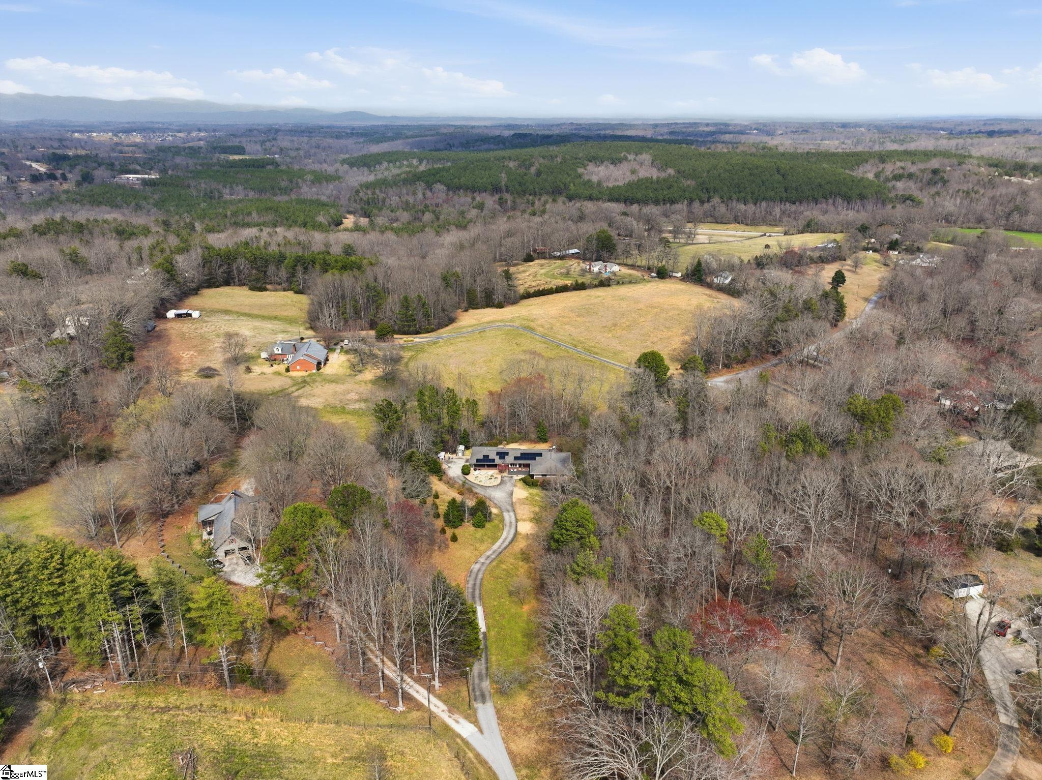 129 Tyler Lane West Union, SC 29696
