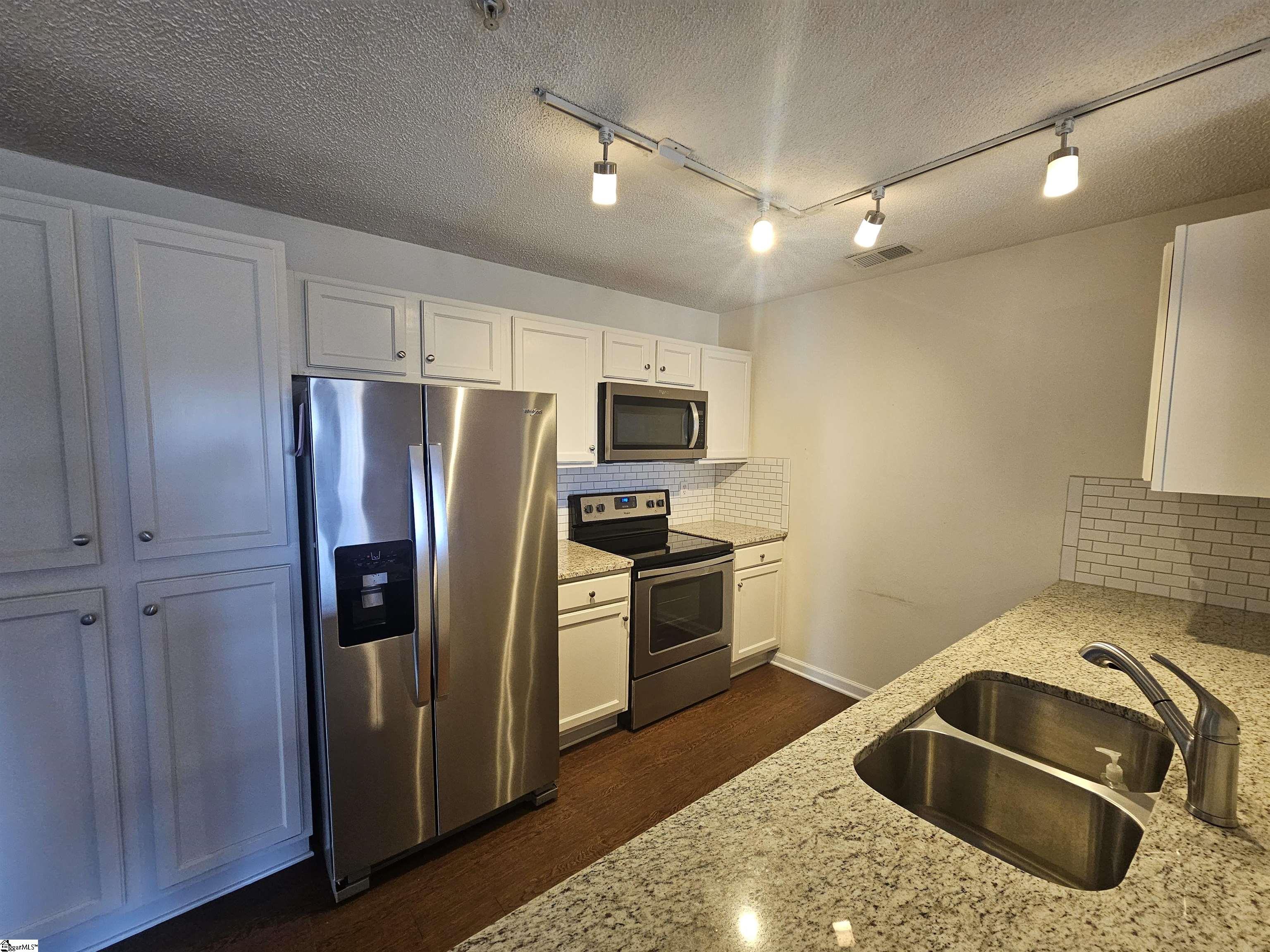 1023 Harts Cove Way photo 6