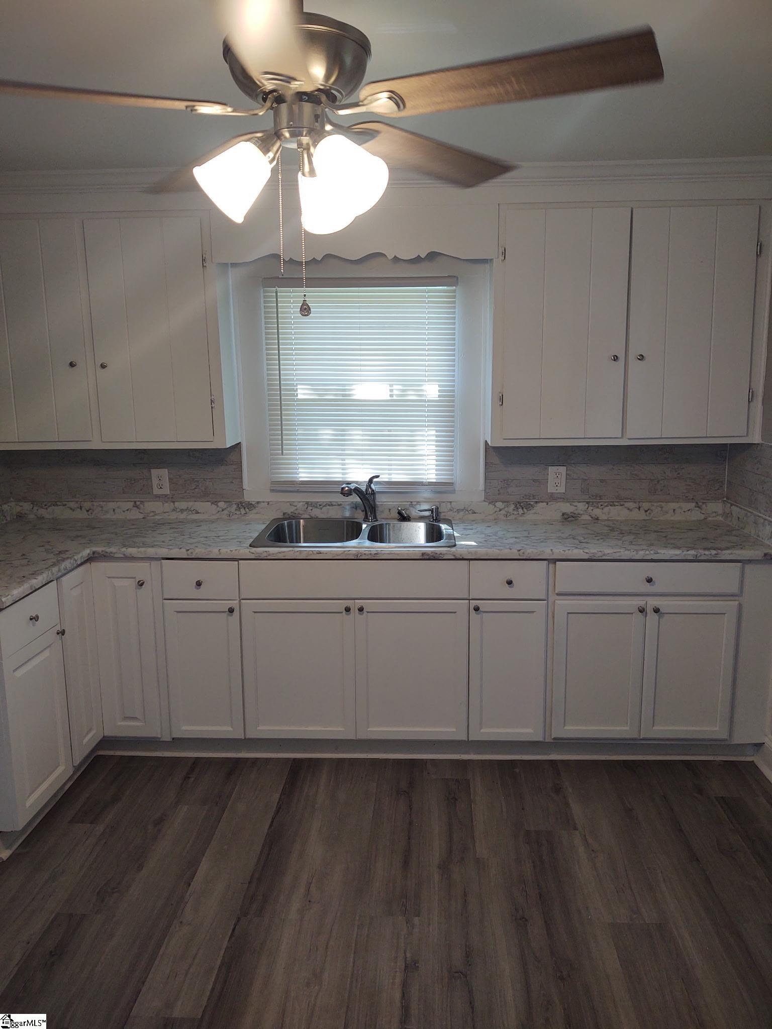 1602-1604 W Market Street Anderson, SC 29624