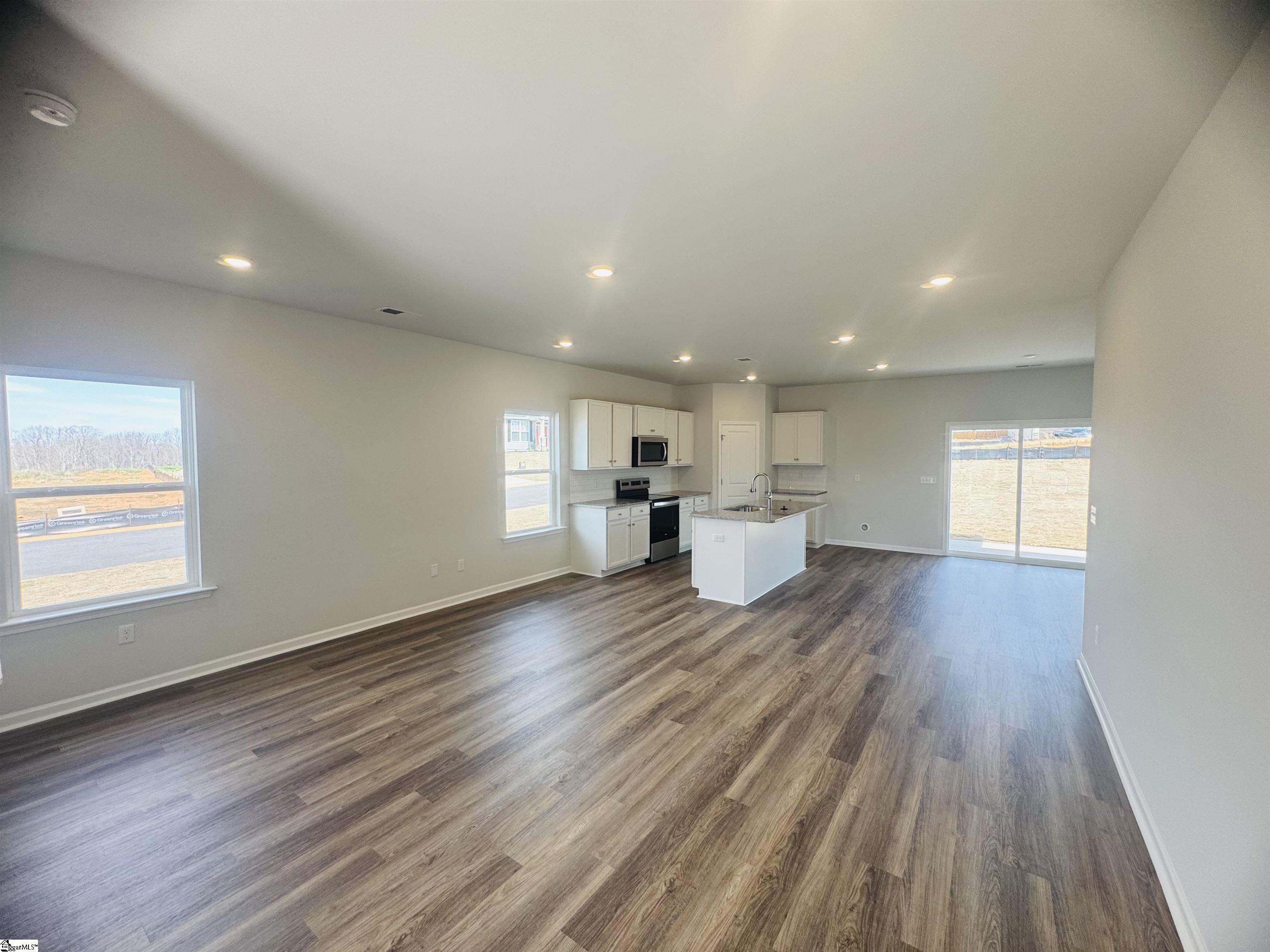 256 Pretoria Drive UNIT lot 100 Woodruff, SC 29388
