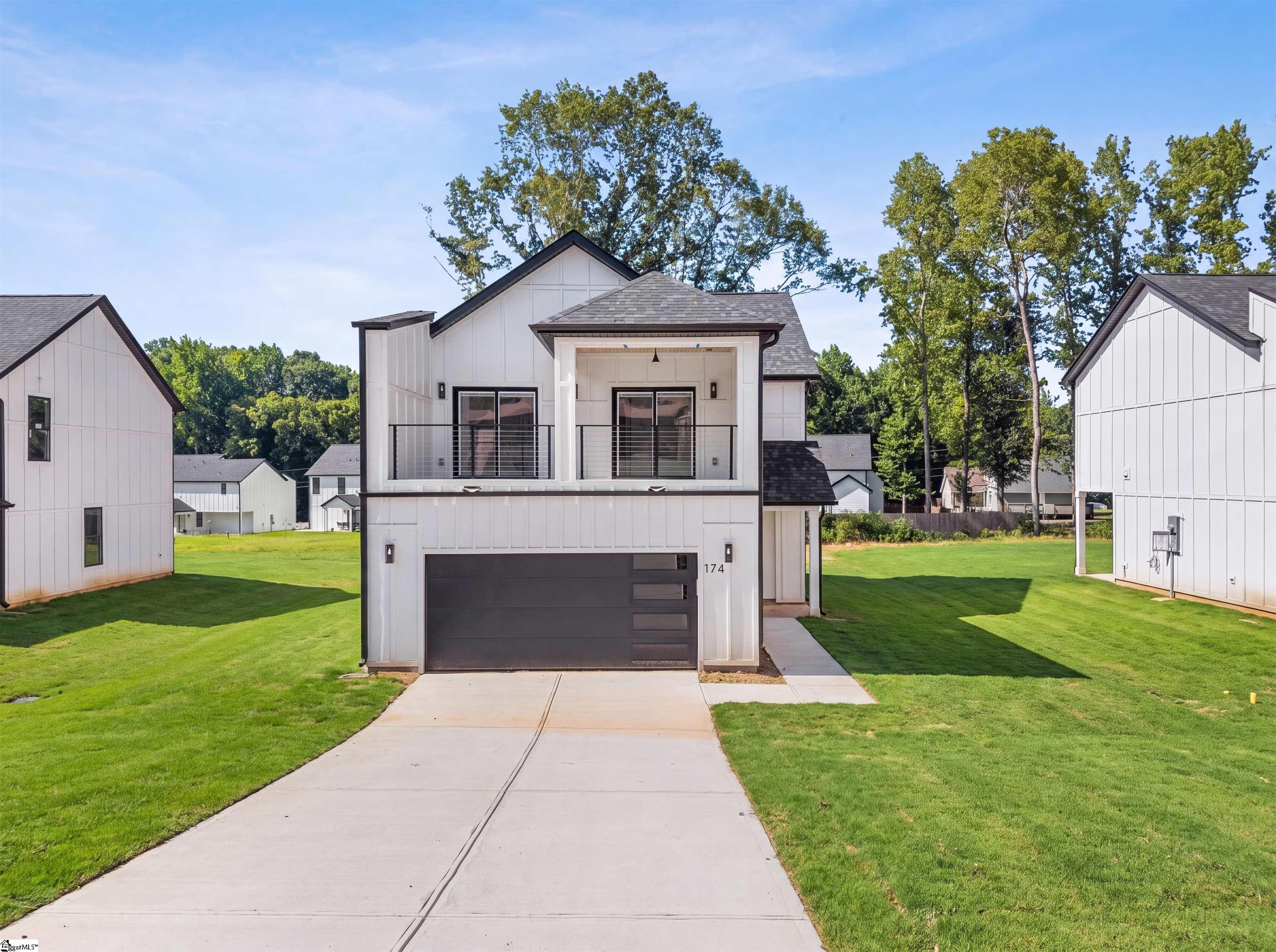 174 Buncombe Street Woodruff, SC 29388