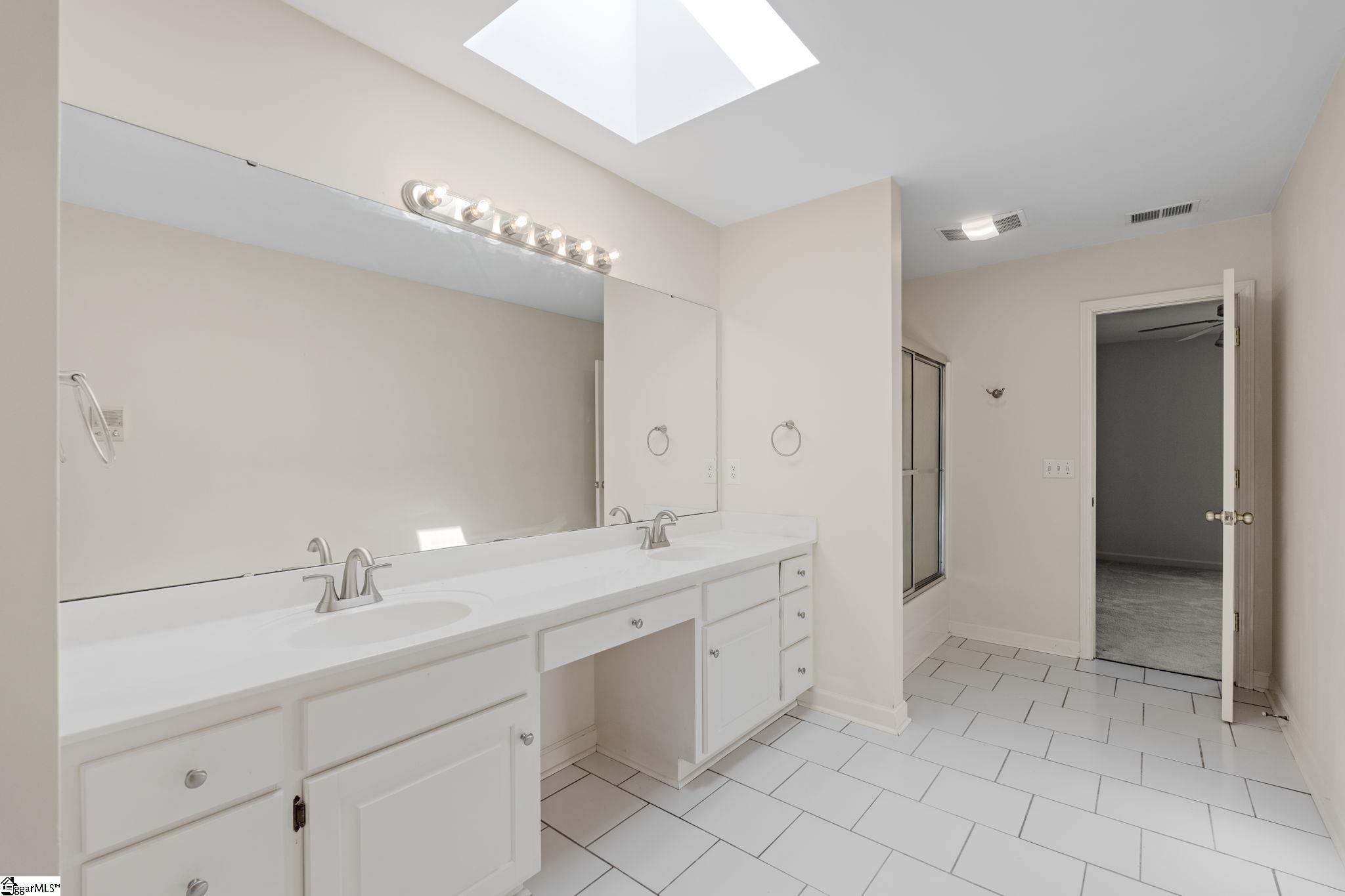 302 Golf View Lane Greenville, SC 29609