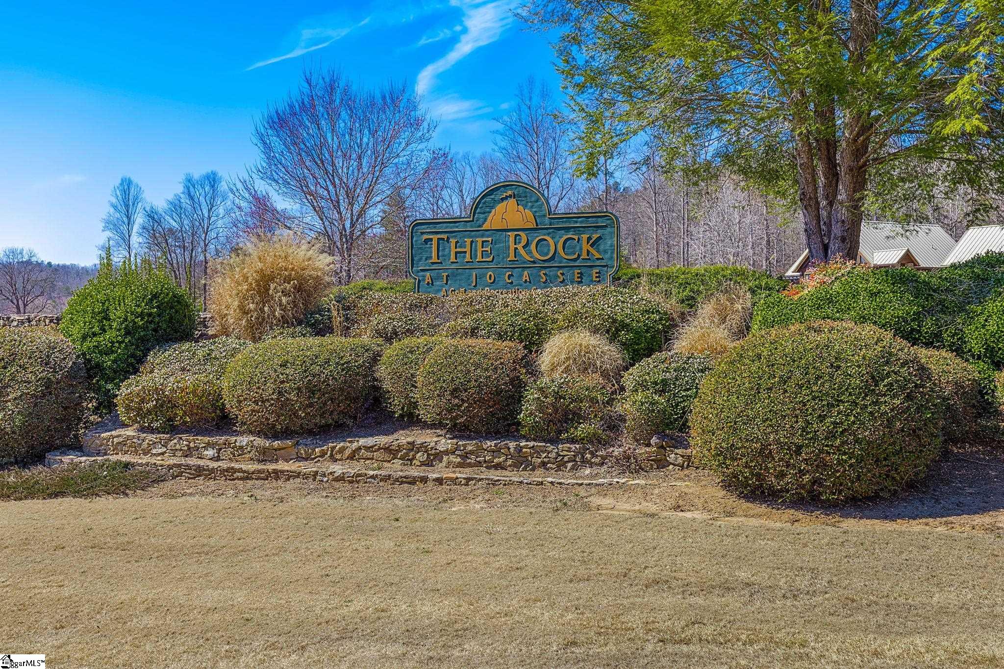315 Falcon Crest Way photo 15