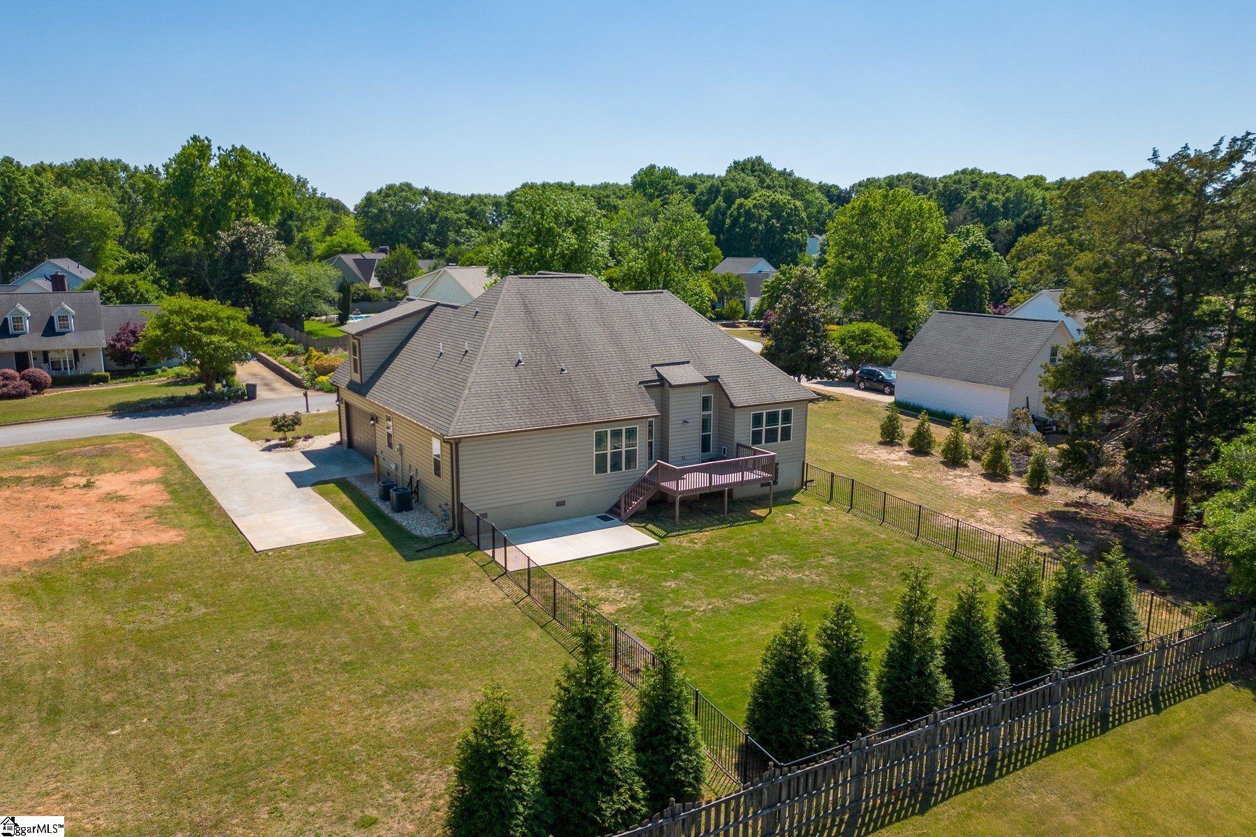 207 Poplar Ridge Road Simpsonville, SC 29681