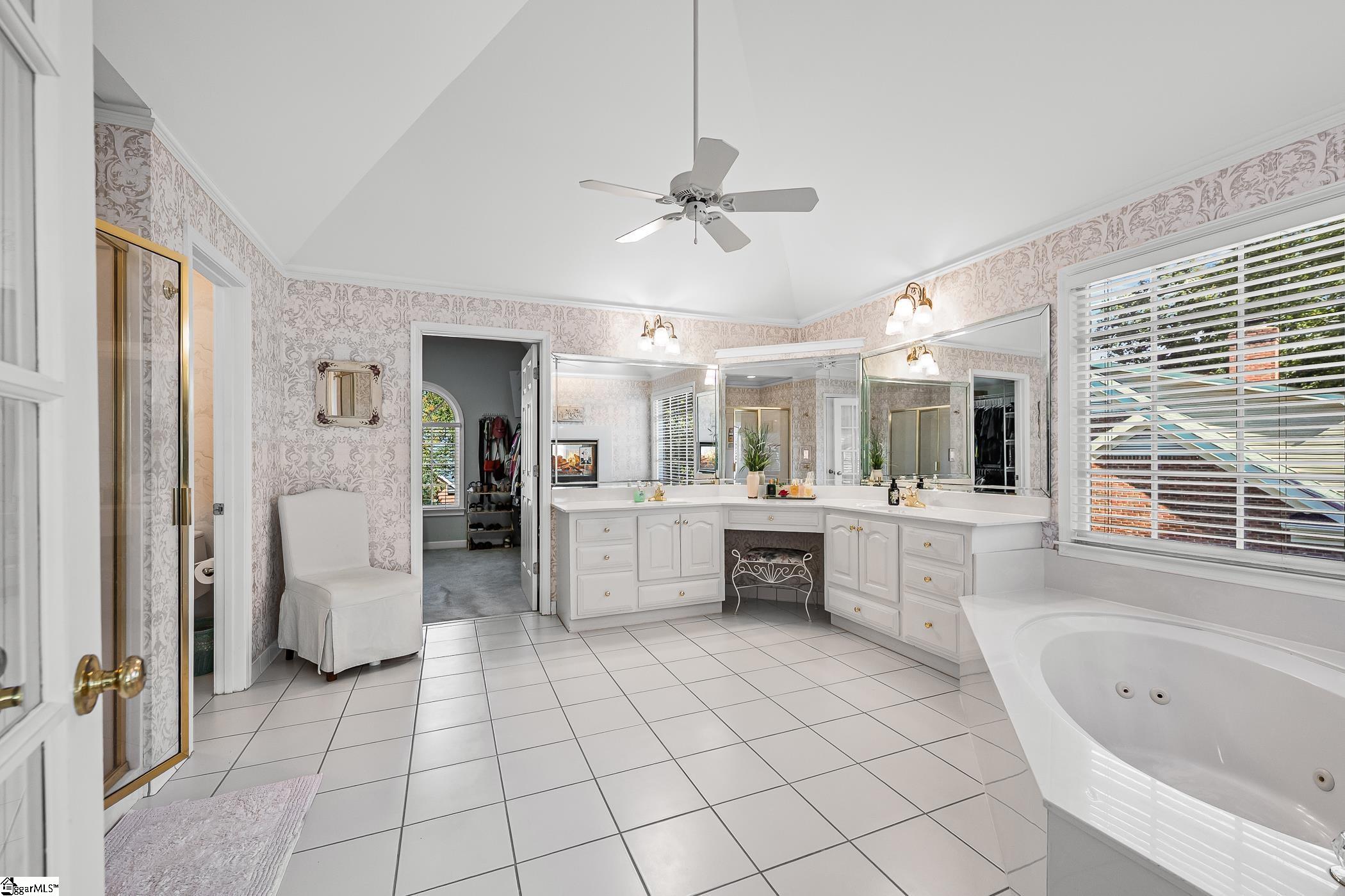 305 Stone Dale Drive Simpsonville, SC 29681