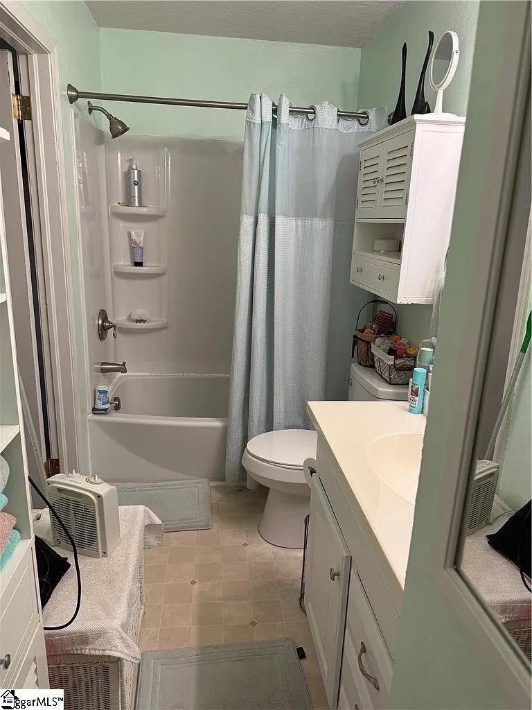 104 Laurel Lane Seneca, SC 29678