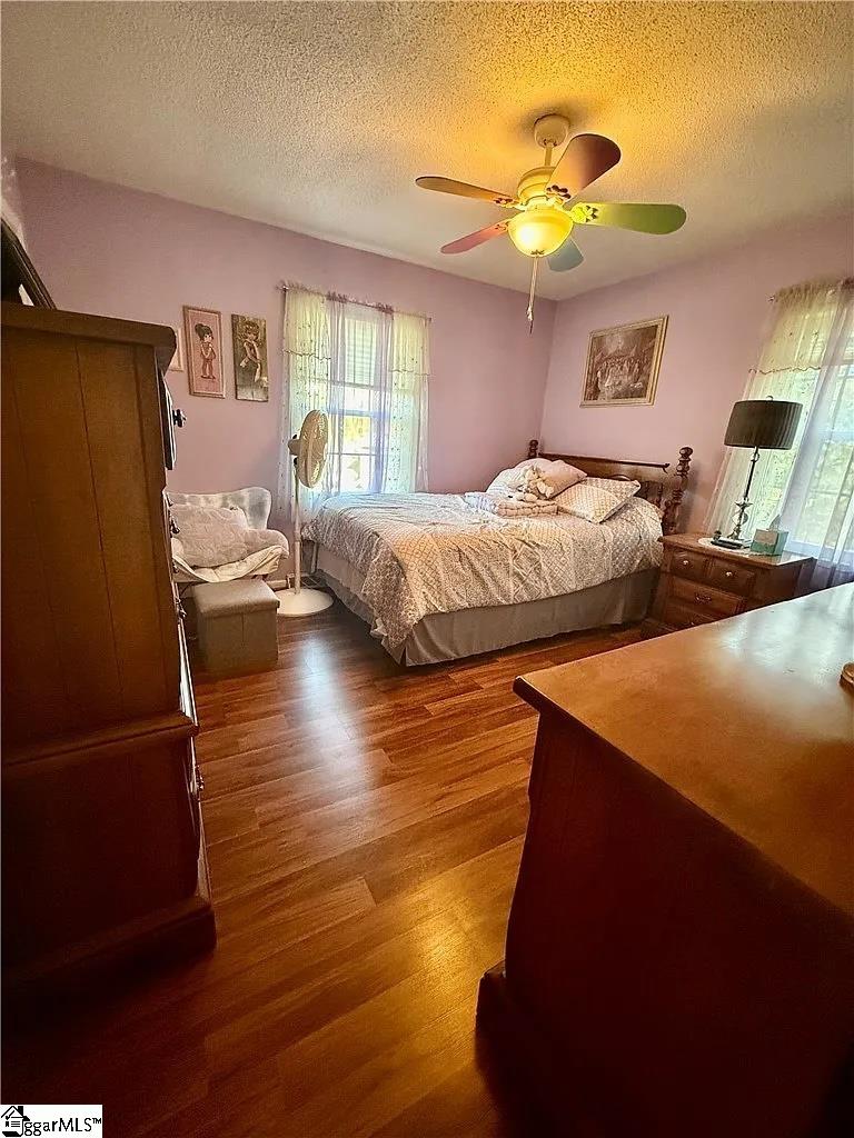 104 Laurel Lane Seneca, SC 29678