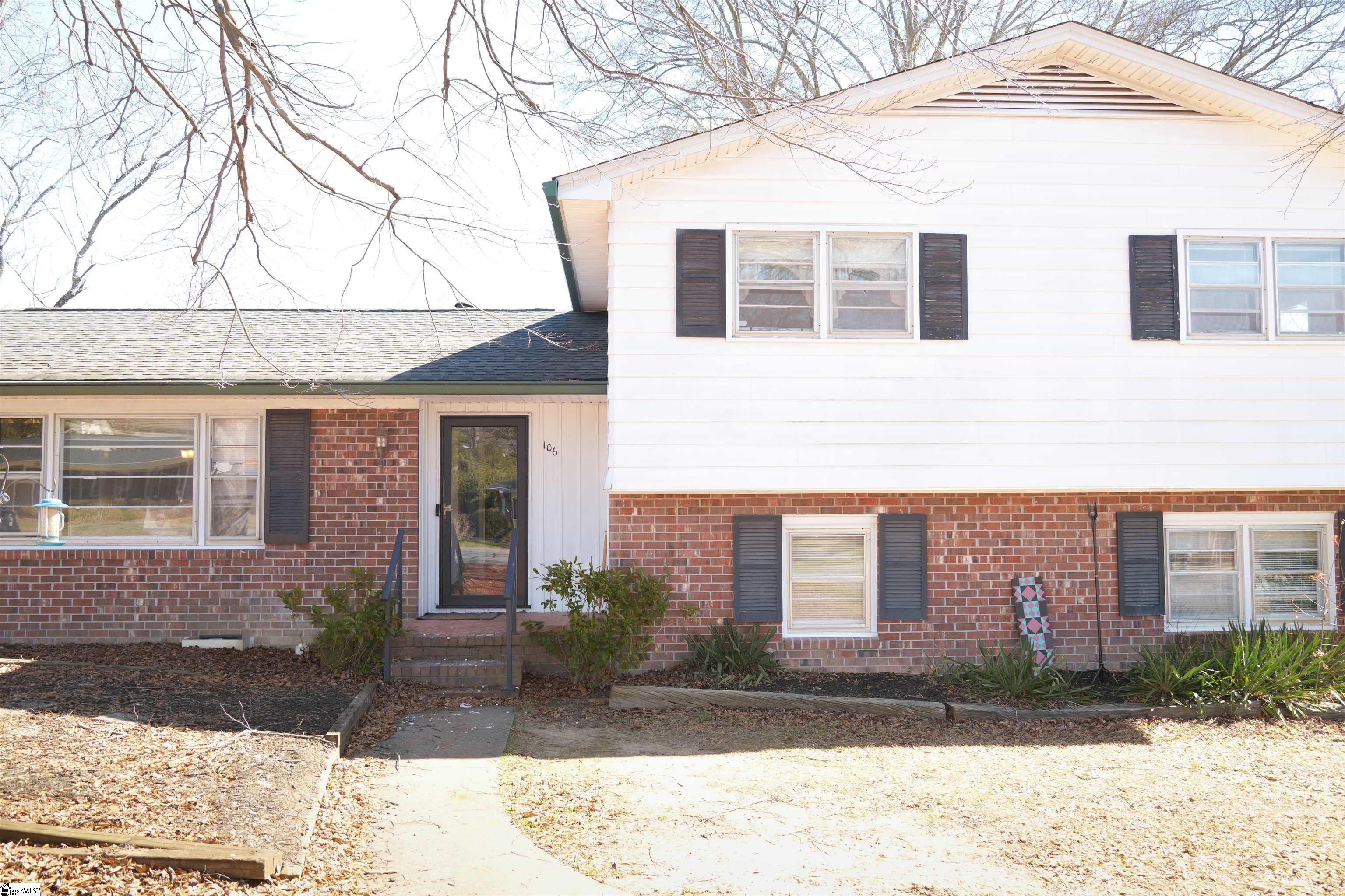 106 Dexter Drive, Taylors, SC, 29687-3812