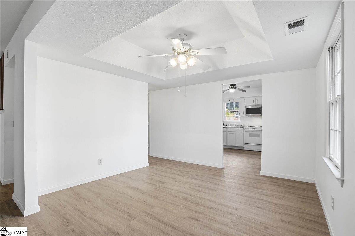 41 Summercreek Drive Spartanburg, SC 29307