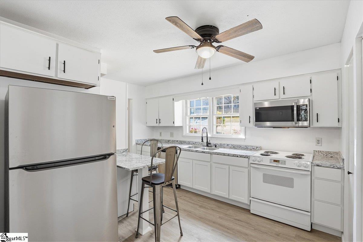 41 Summercreek Drive Spartanburg, SC 29307