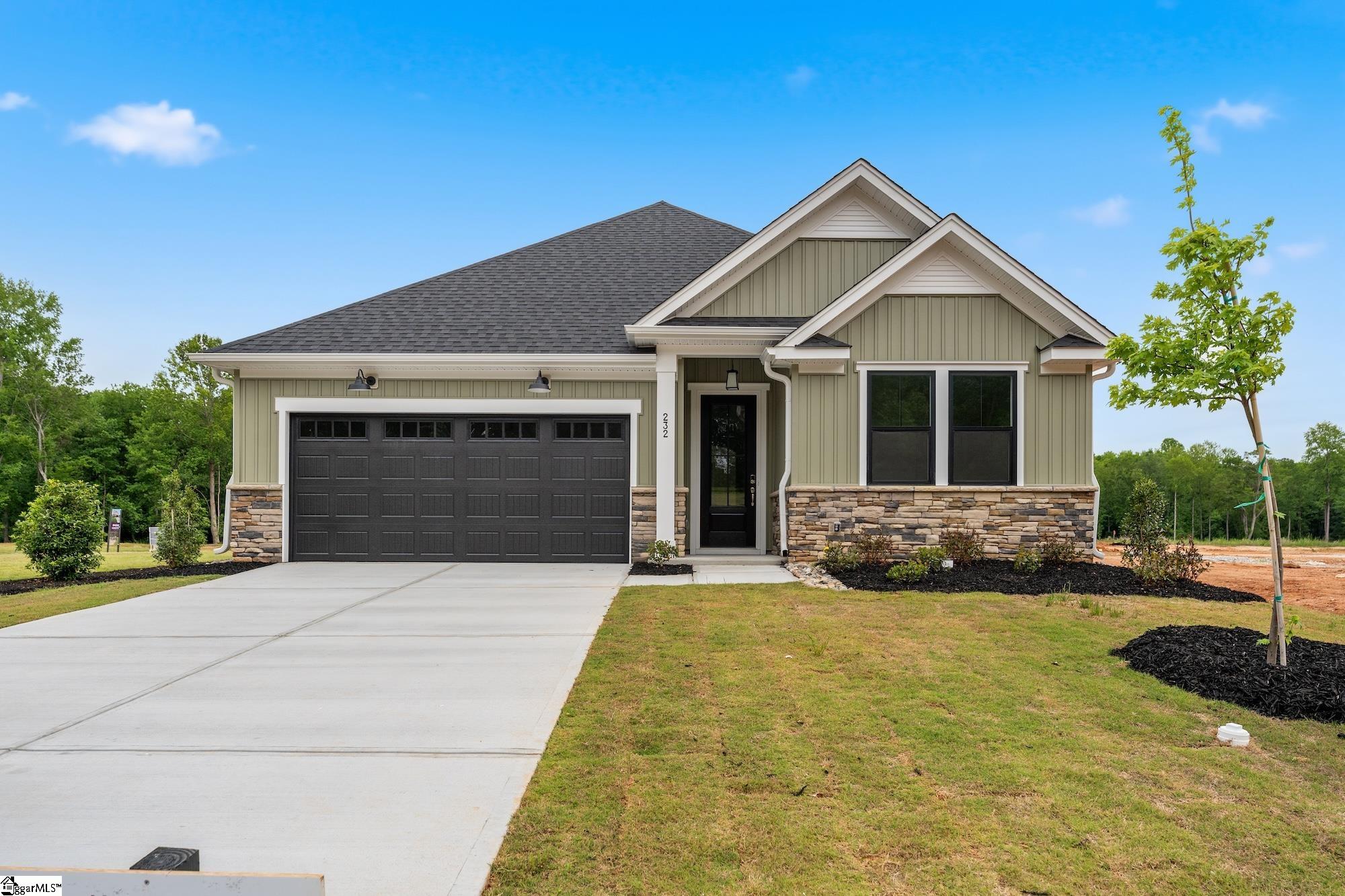 232 Creekside Circle Williamston, SC 29697