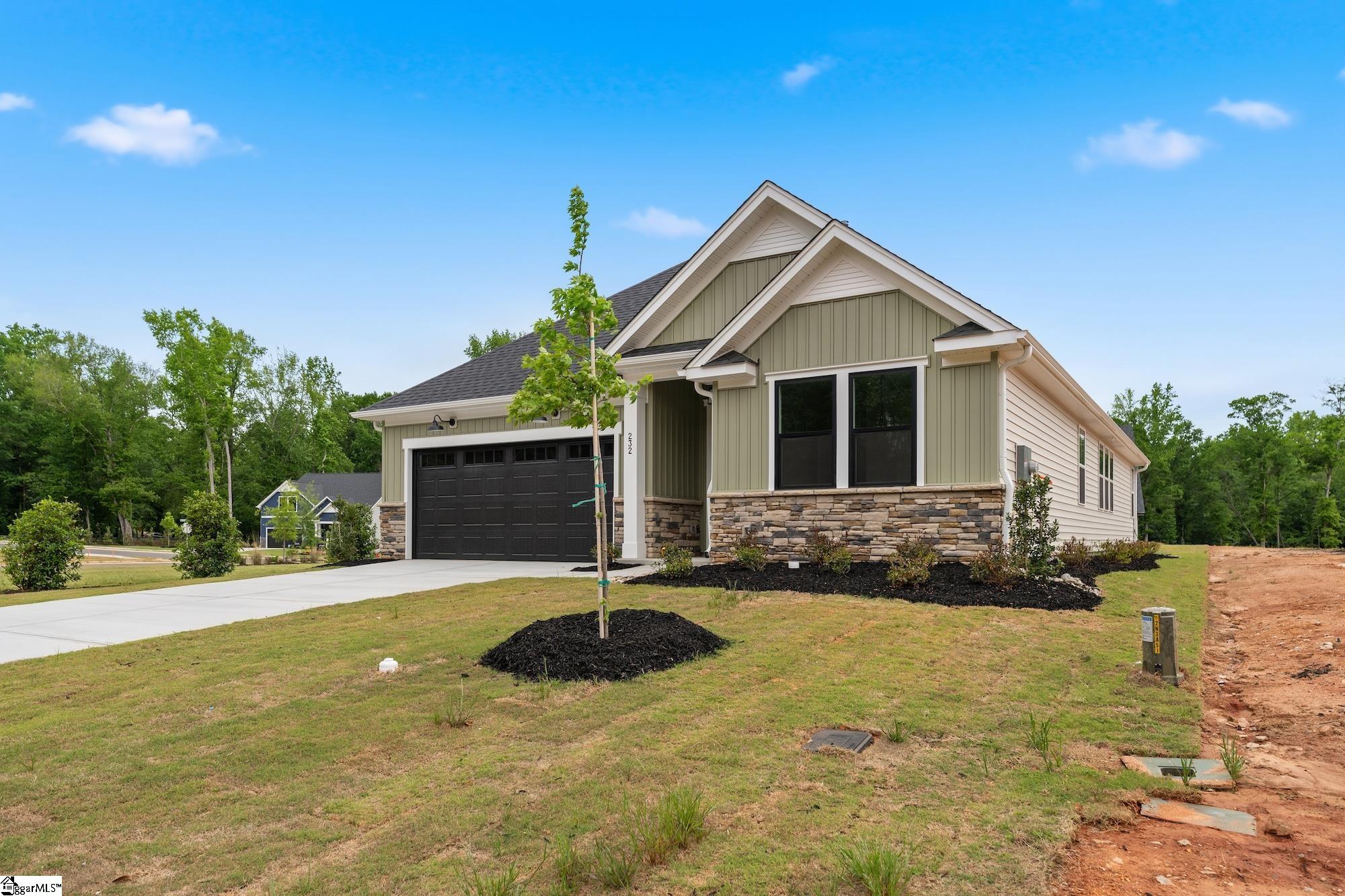 232 Creekside Circle Williamston, SC 29697