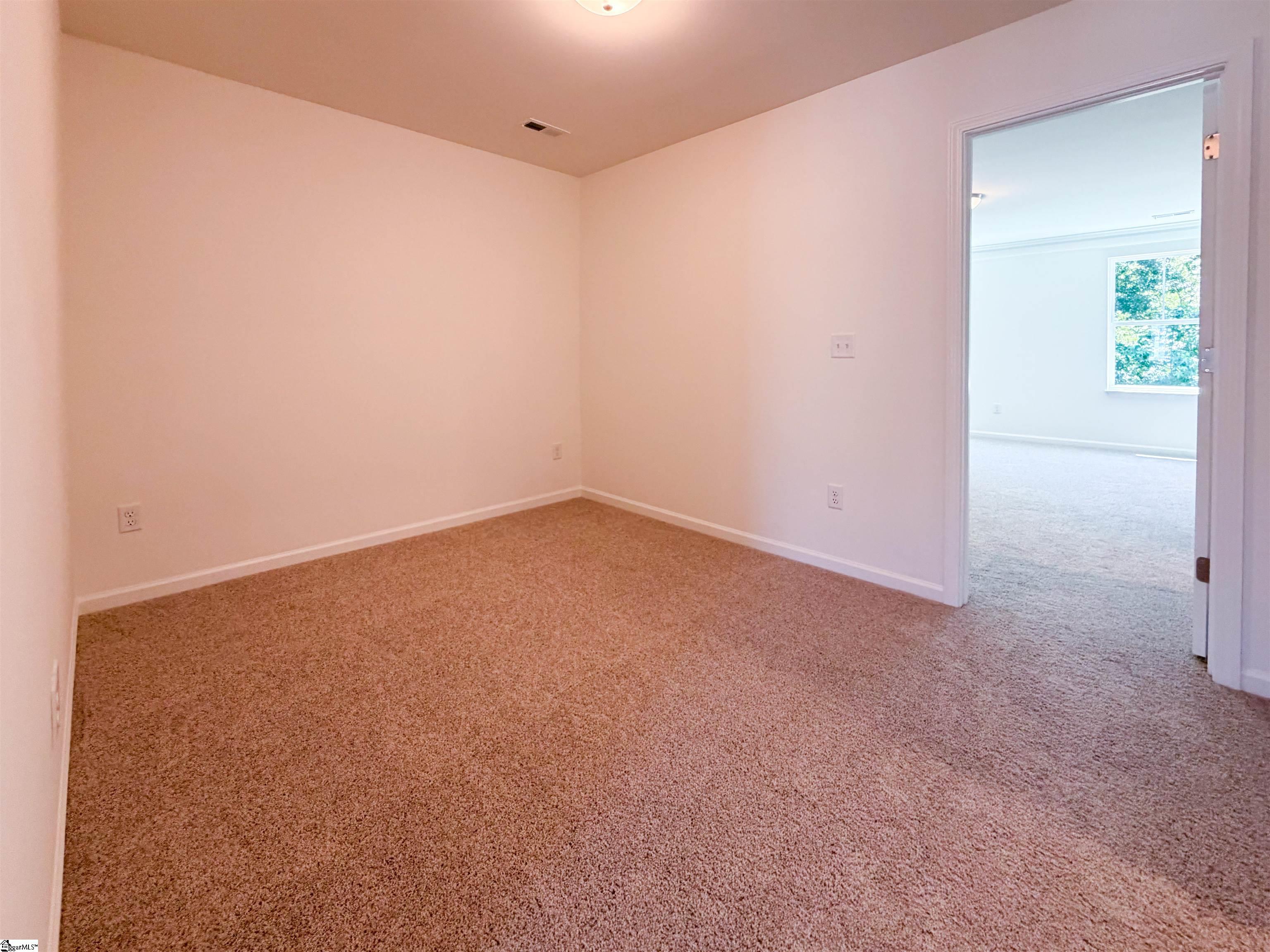 613 Autumn Lake Road Simpsonville, SC 29681