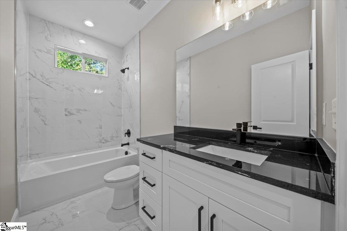 105 Bree Drive photo 33