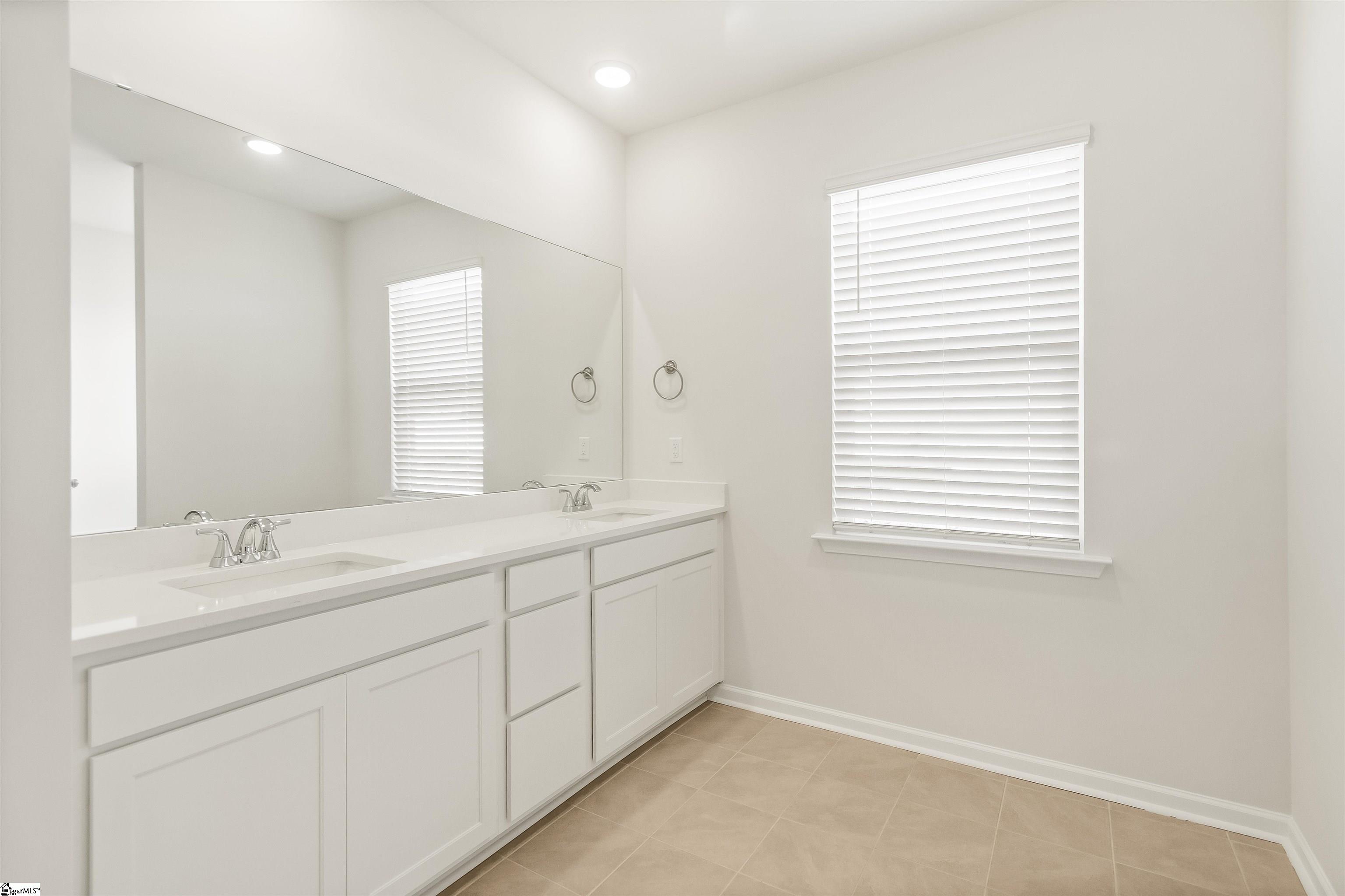 1009 Skidaway Drive Spartanburg, SC 29303