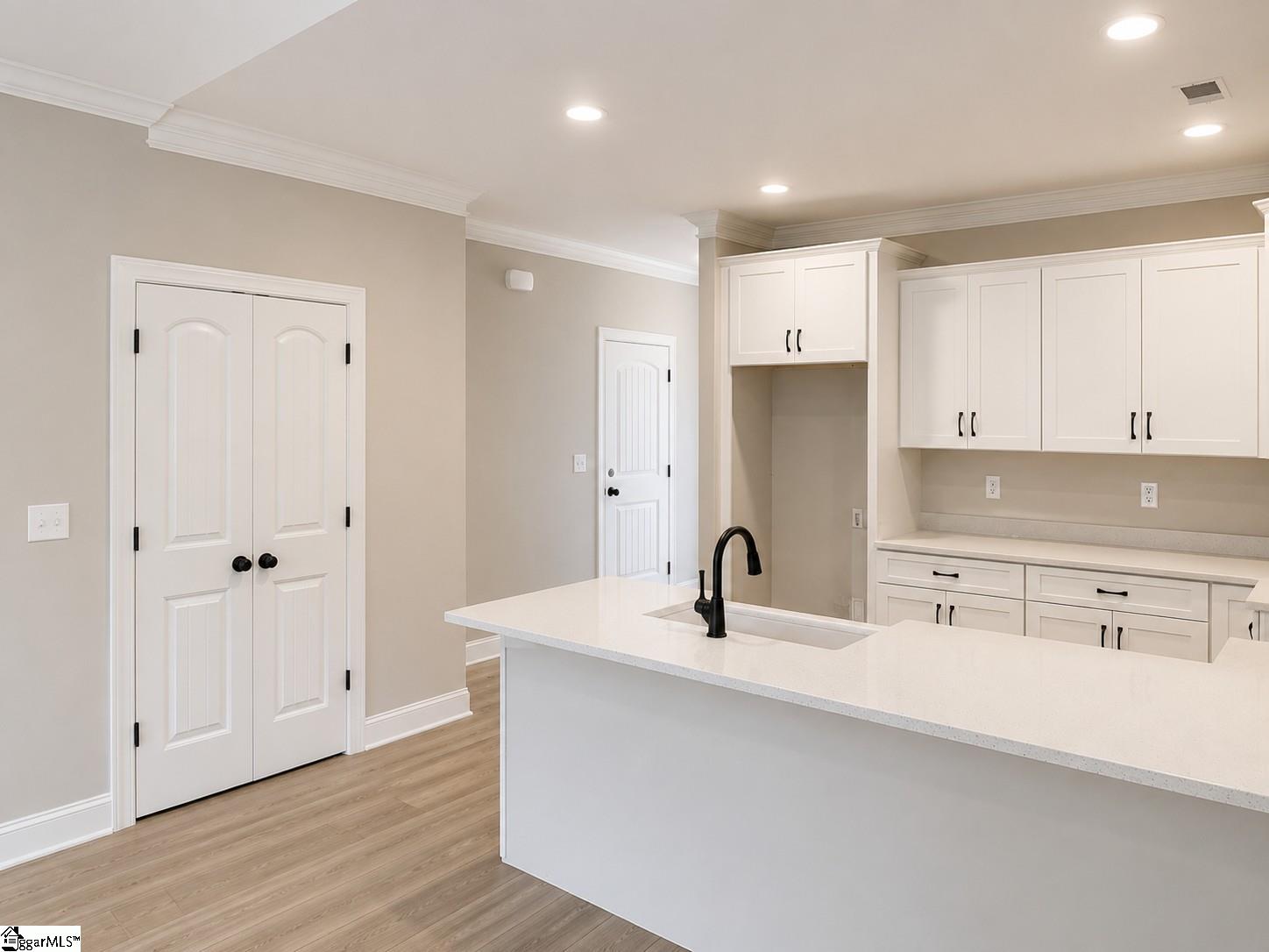 110 N 6th Street Easley, SC 29640