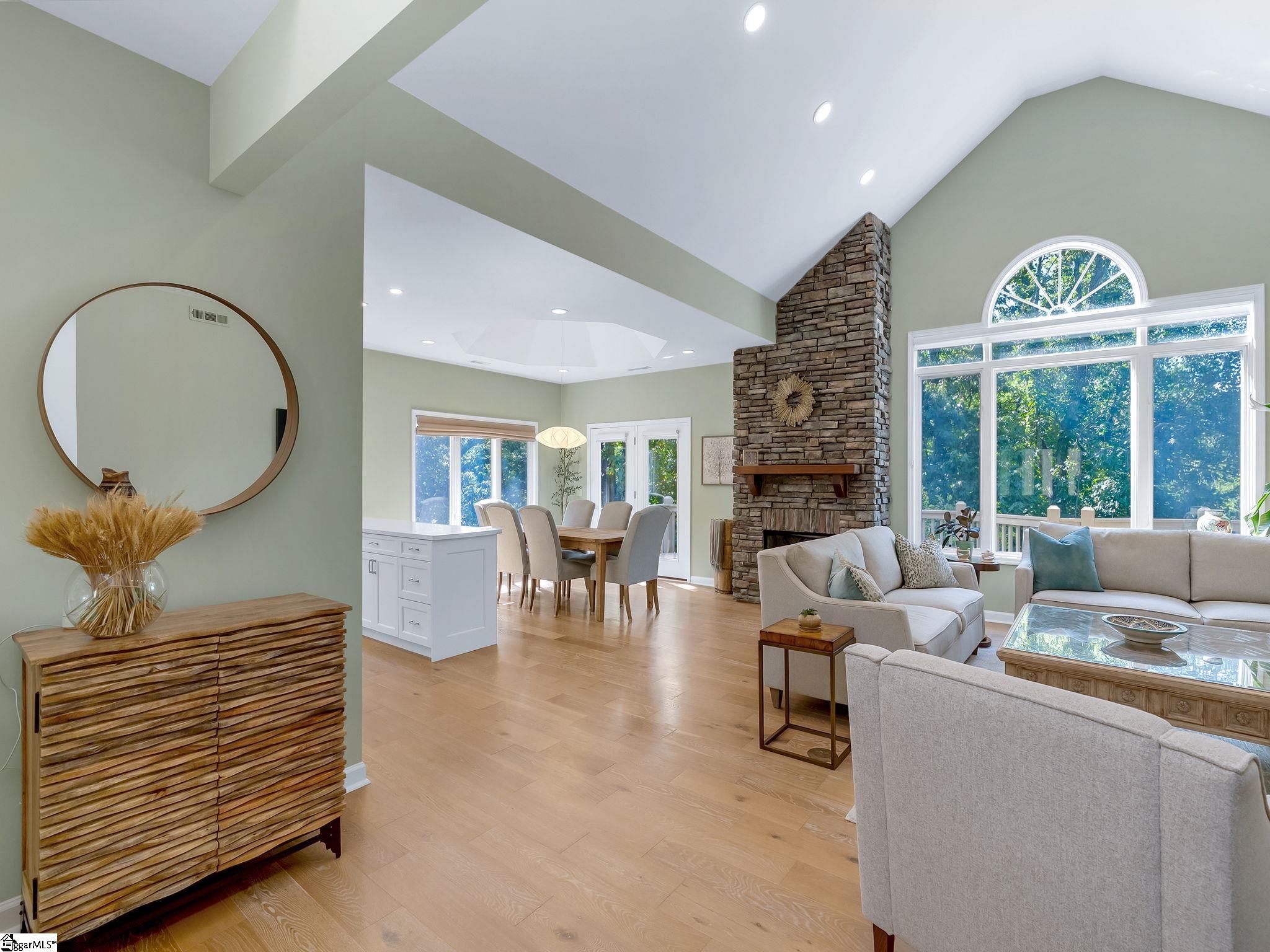 15 Grosbeak Way, Landrum, SC, 29356