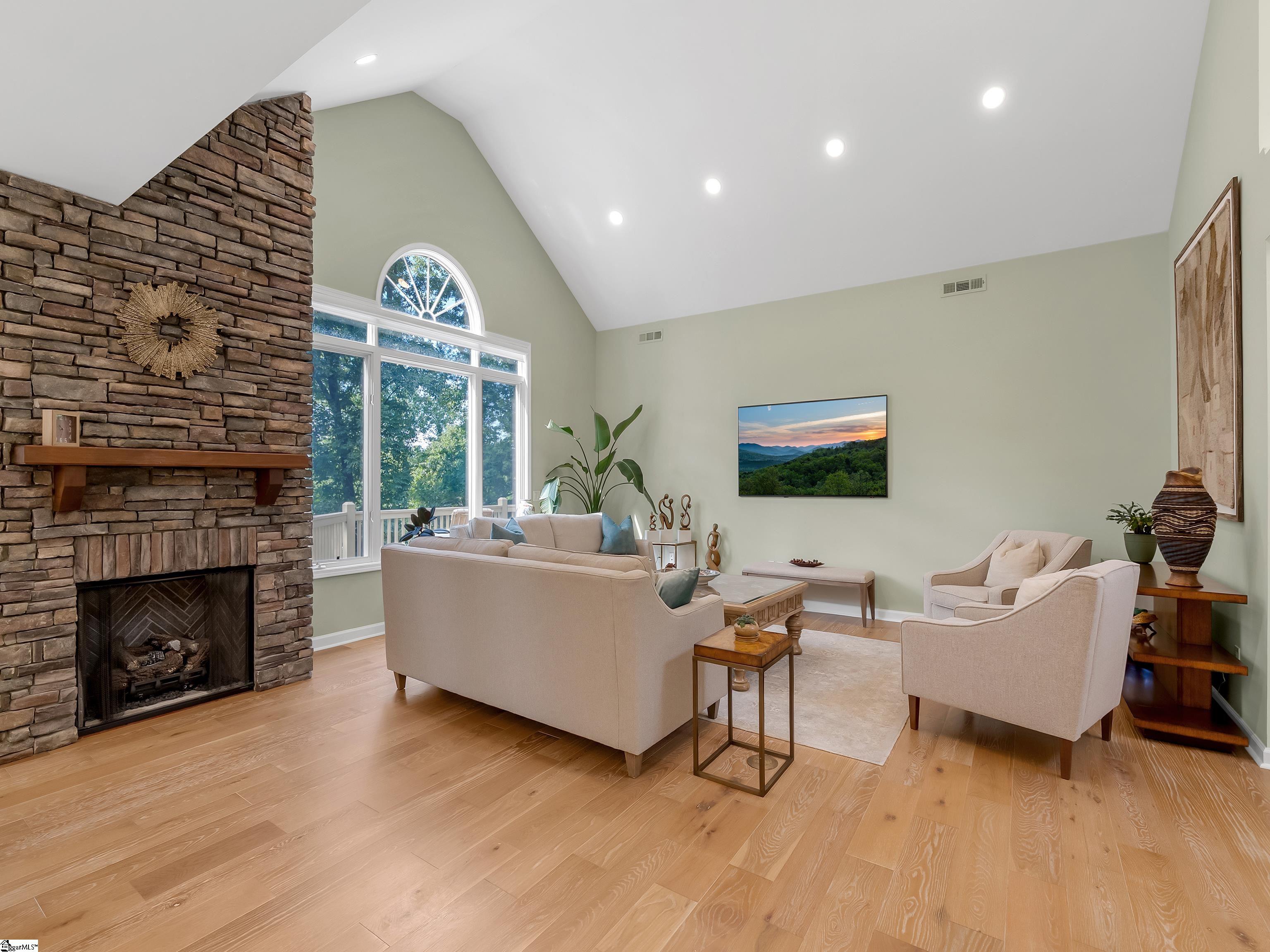 15 Grosbeak Way, Landrum, SC, 29356