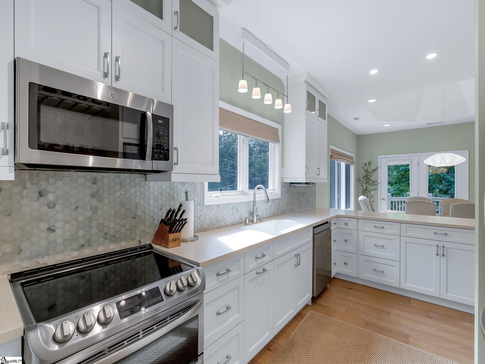 15 Grosbeak Way, Landrum, SC, 29356